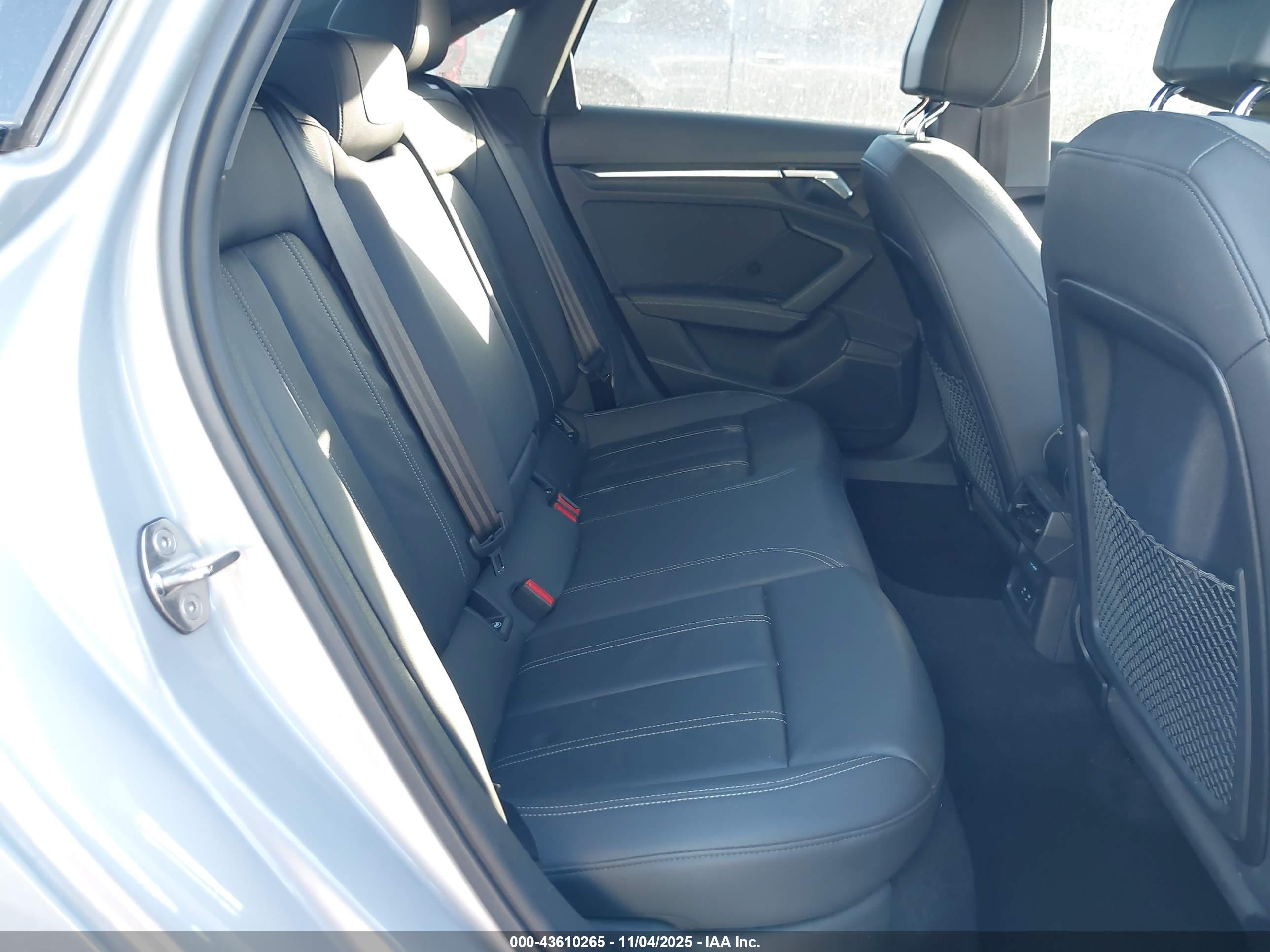 AUDI A3 image 8