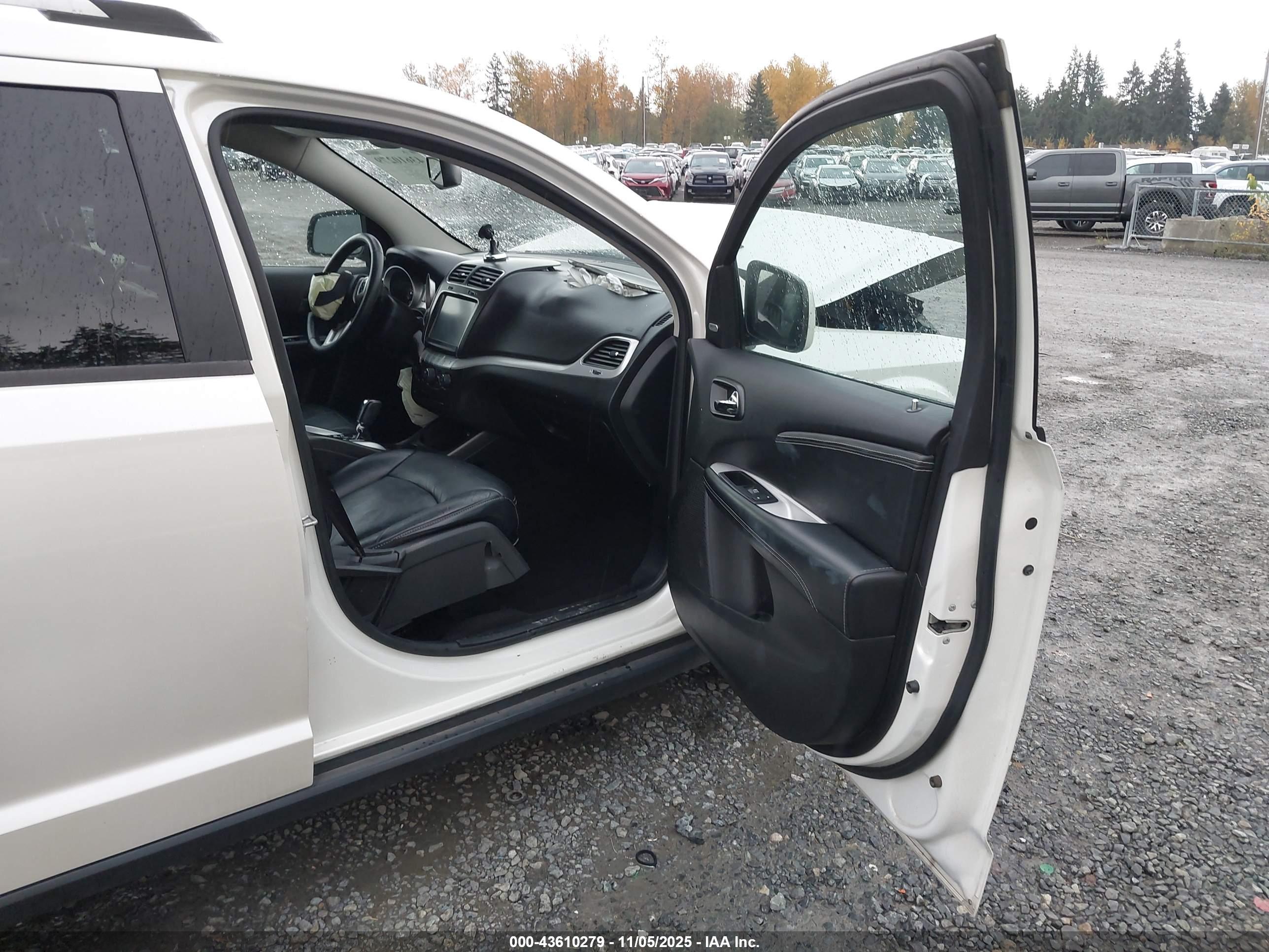 DODGE JOURNEY image 5