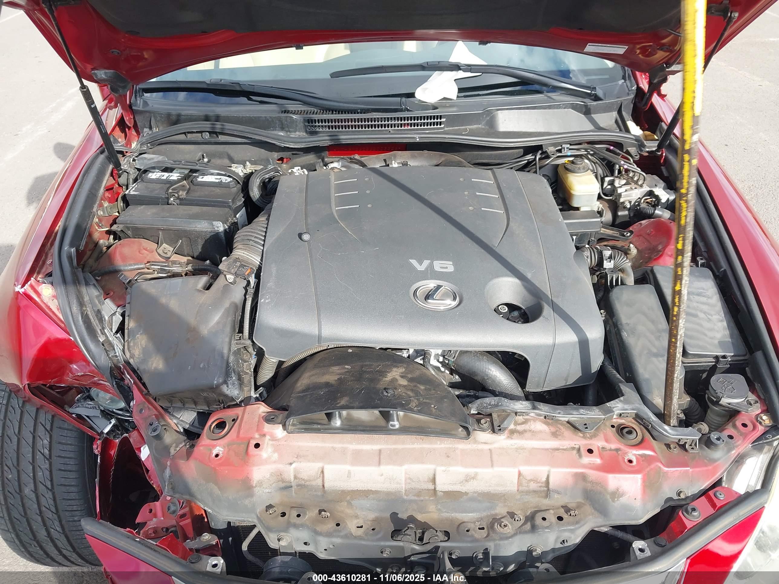 LEXUS IS image 10