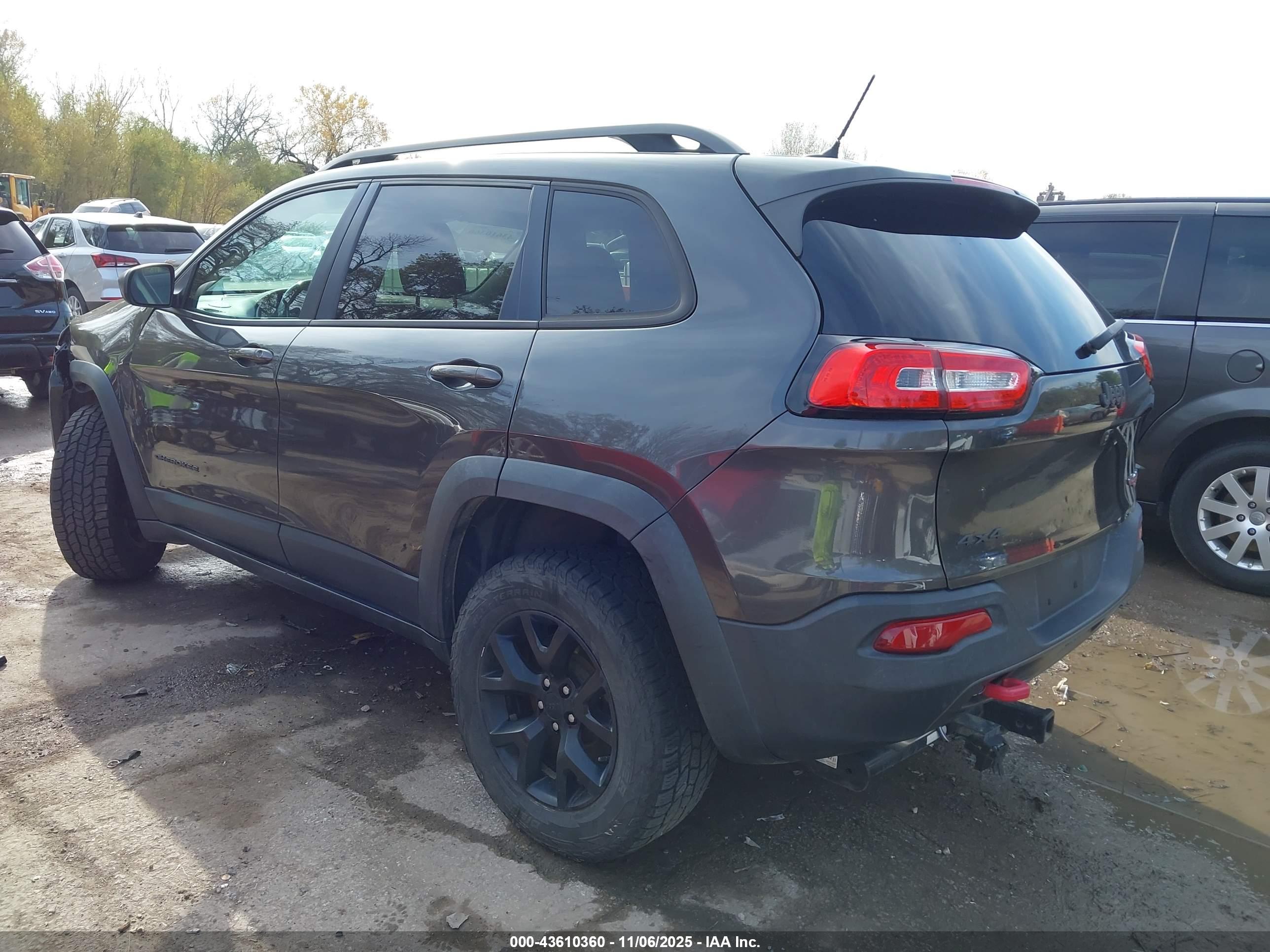 JEEP CHEROKEE image 3