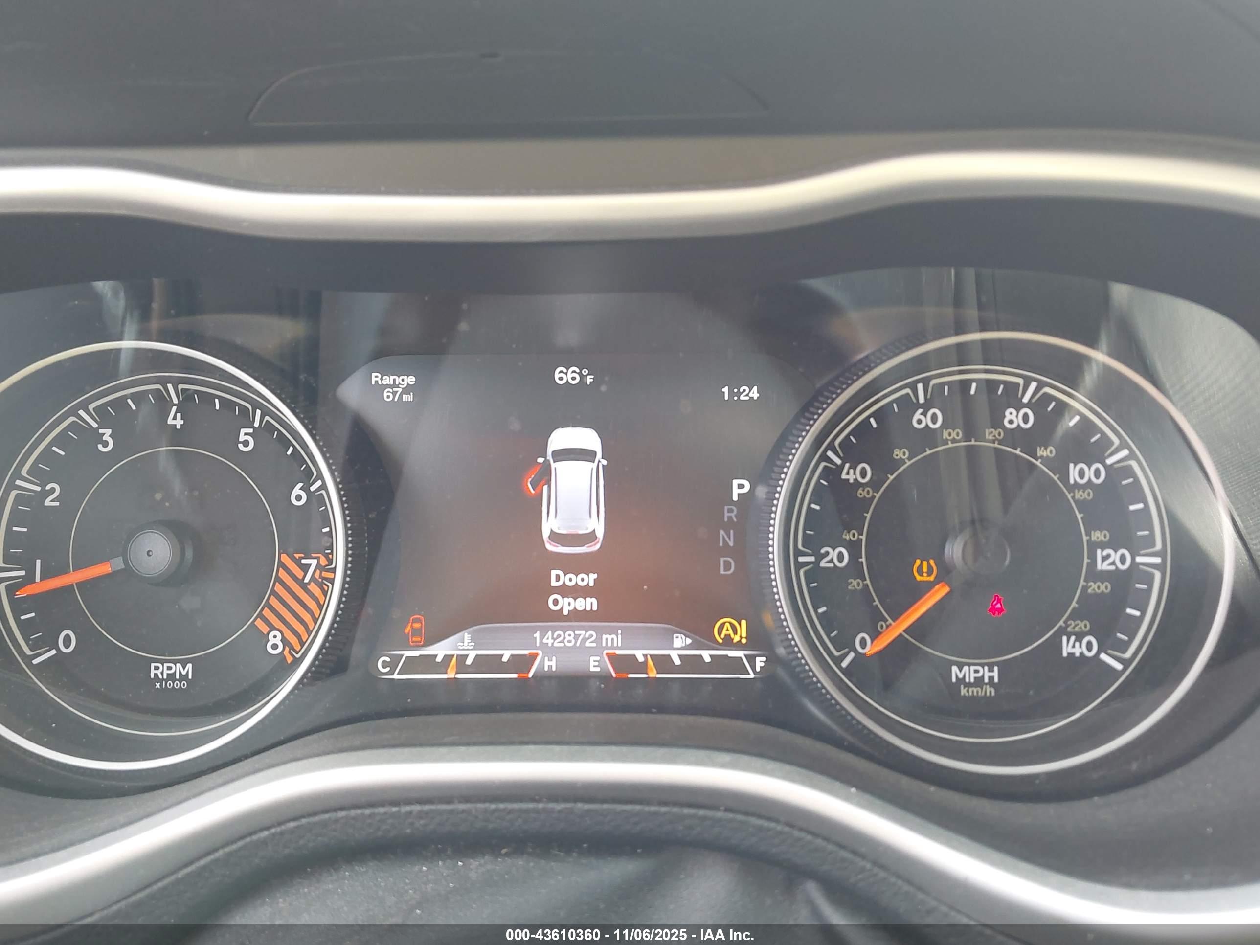 JEEP CHEROKEE image 7