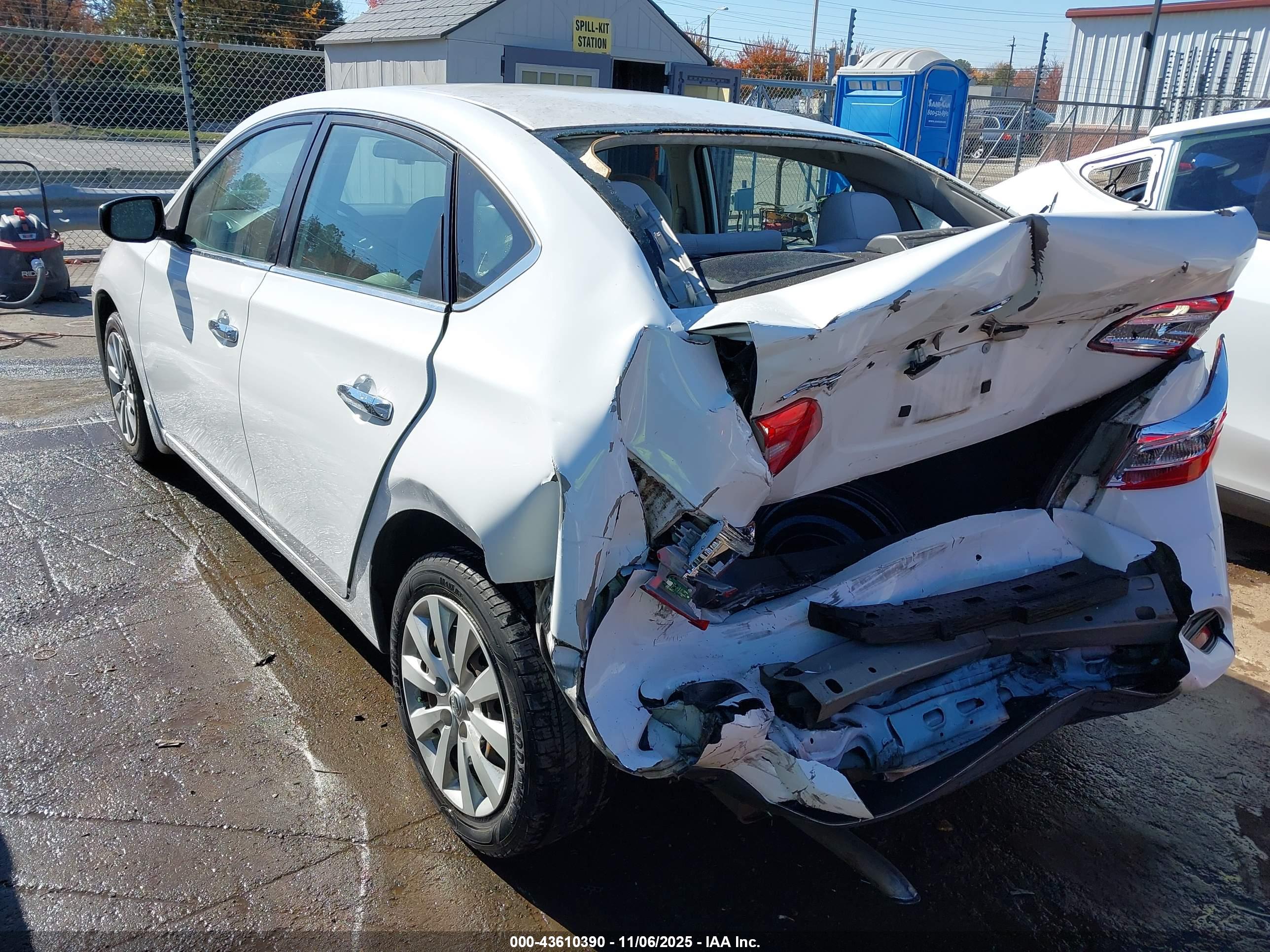 NISSAN SENTRA image 3