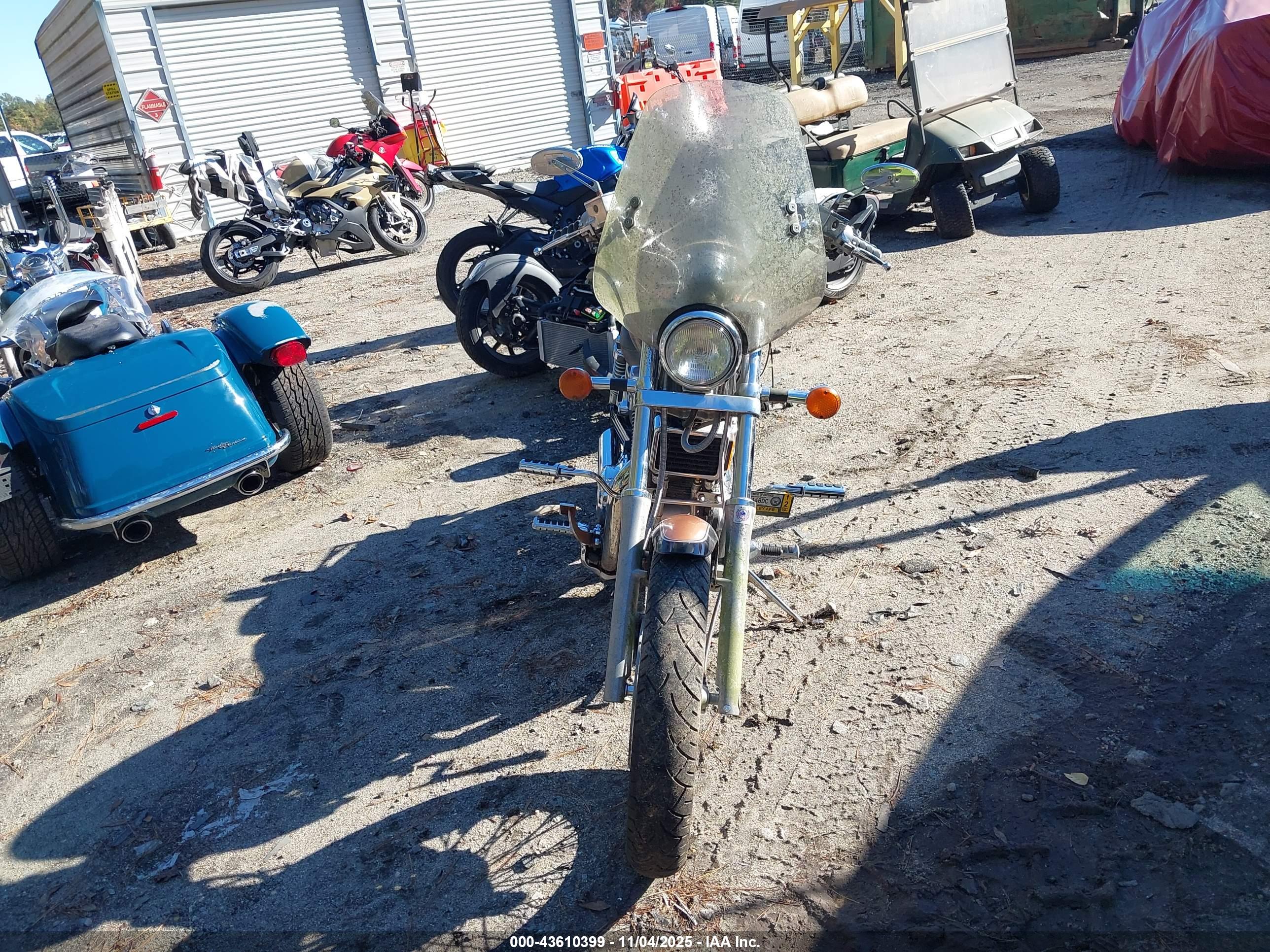 SUZUKI VS1400 image 5