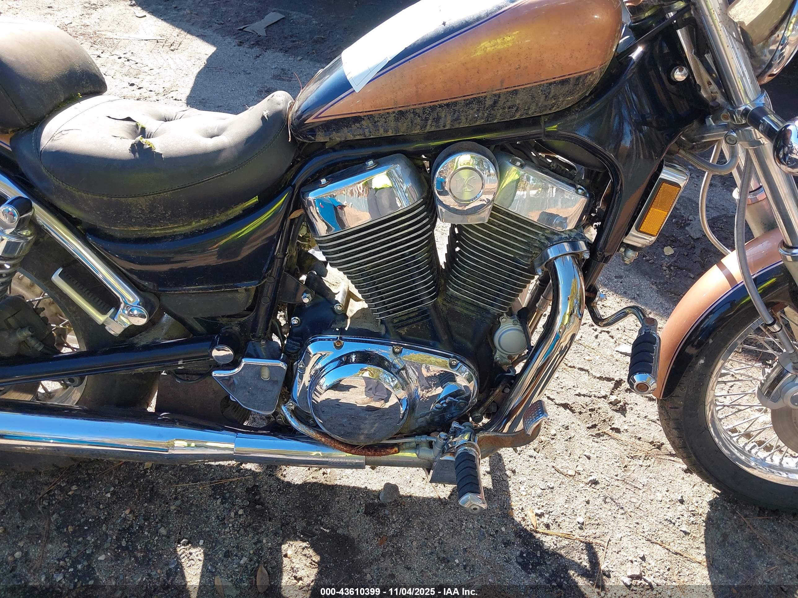 SUZUKI VS1400 image 8