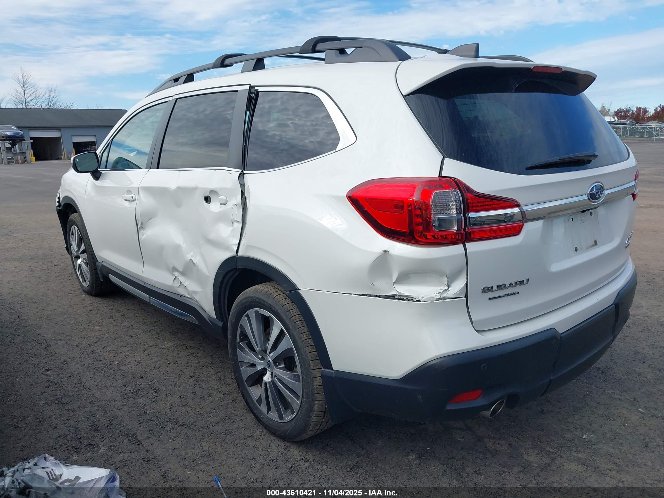 SUBARU ASCENT image 3