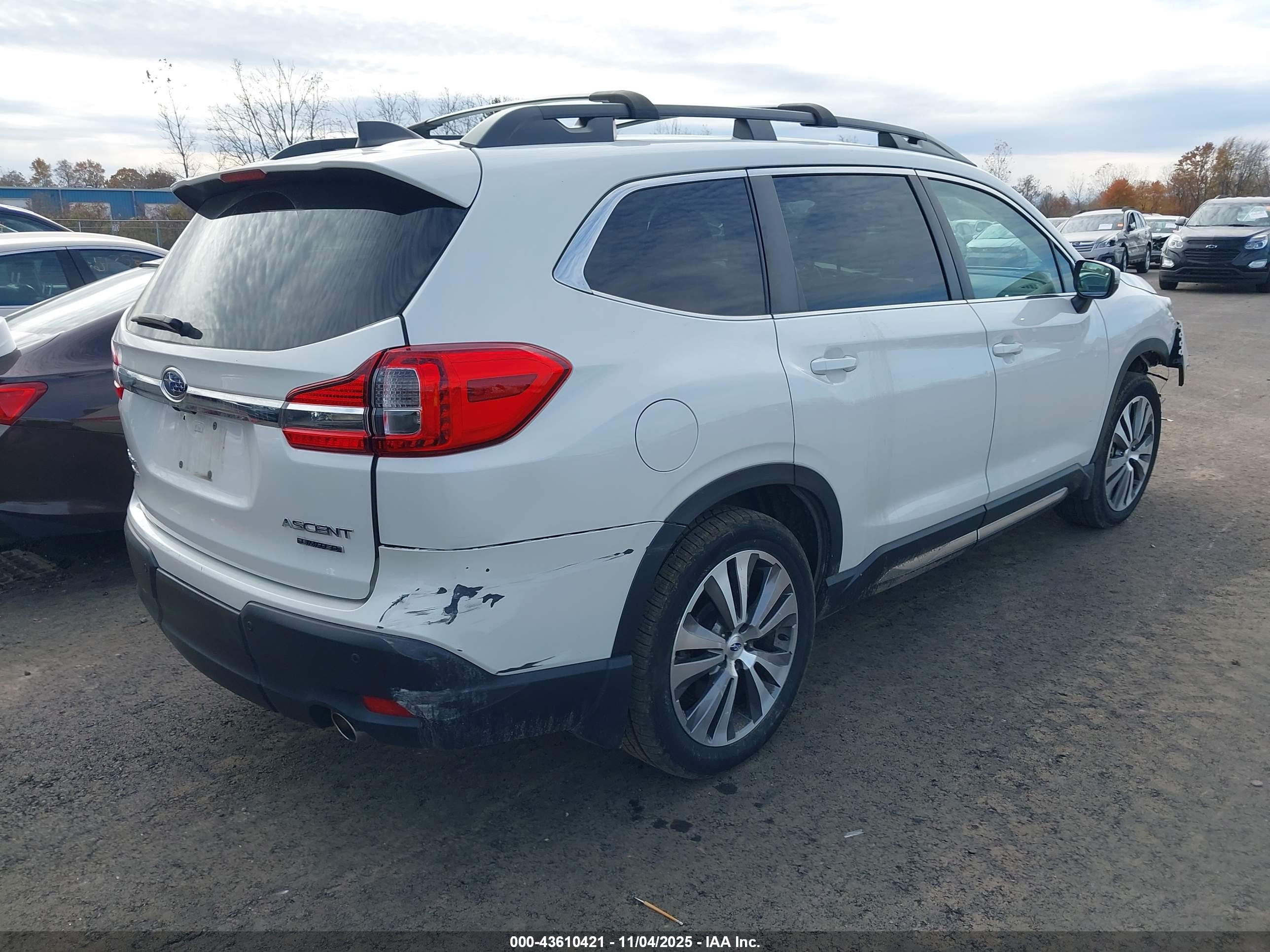 SUBARU ASCENT image 4