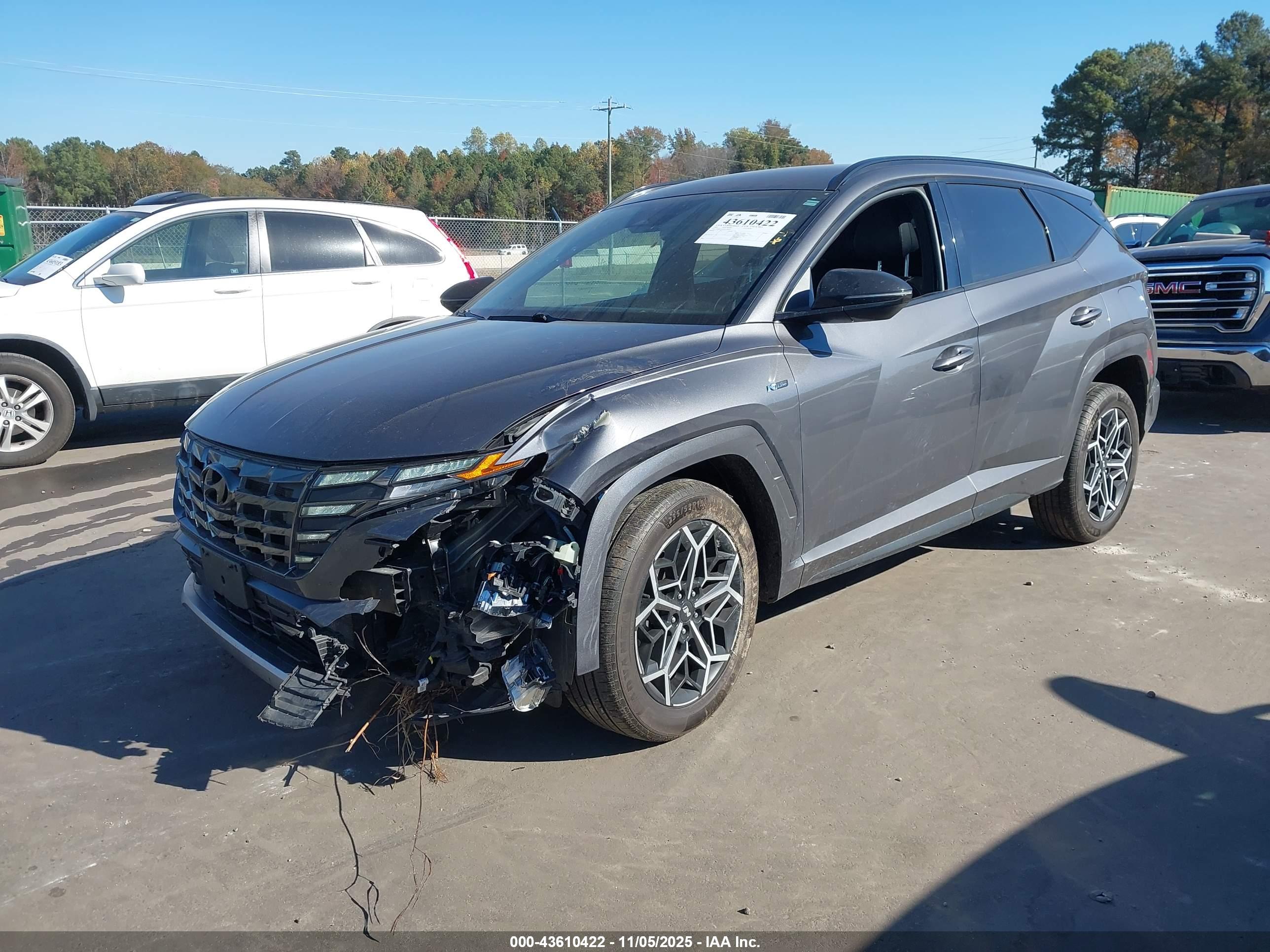 HYUNDAI TUCSON image 2