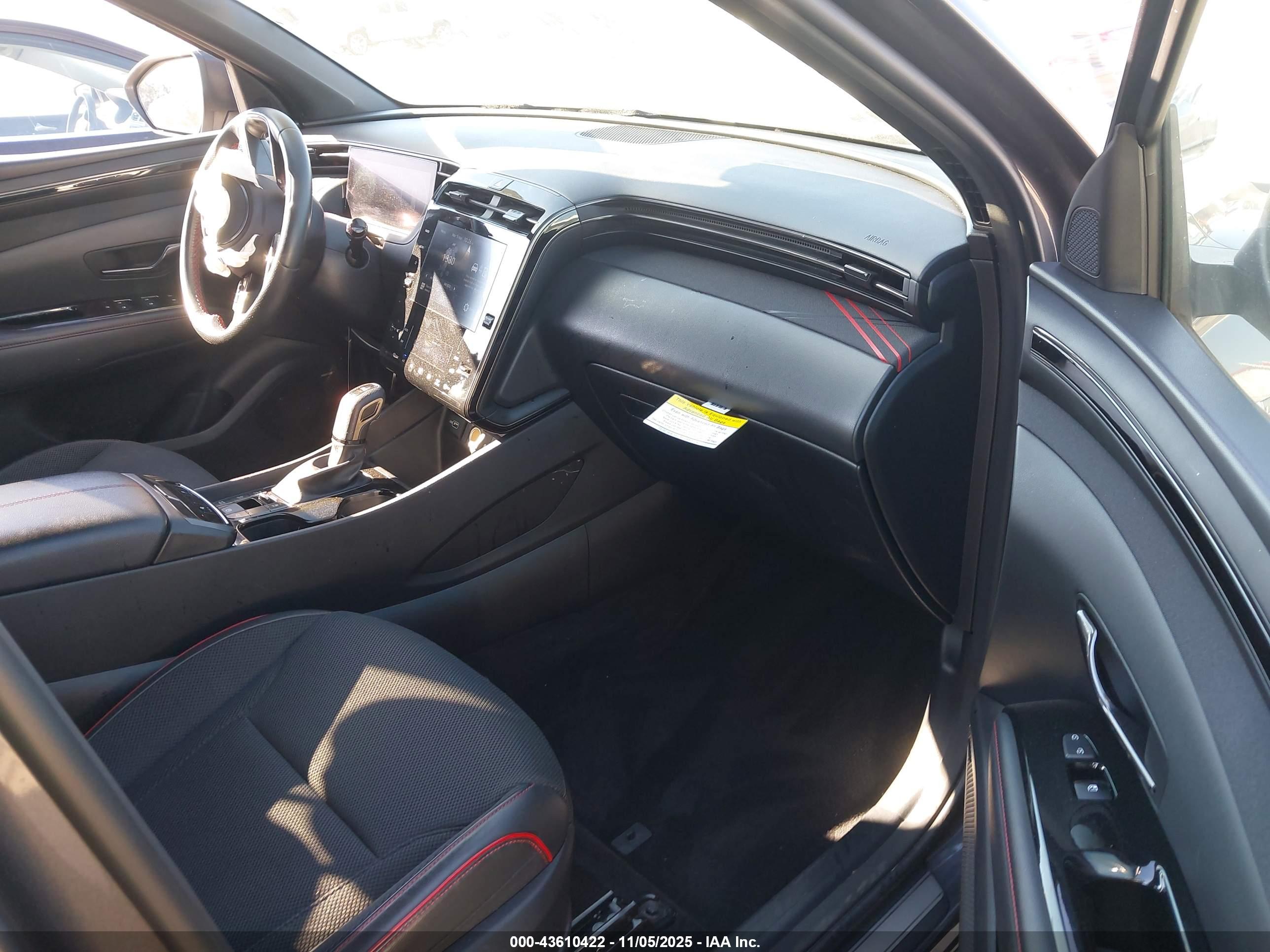 HYUNDAI TUCSON image 5