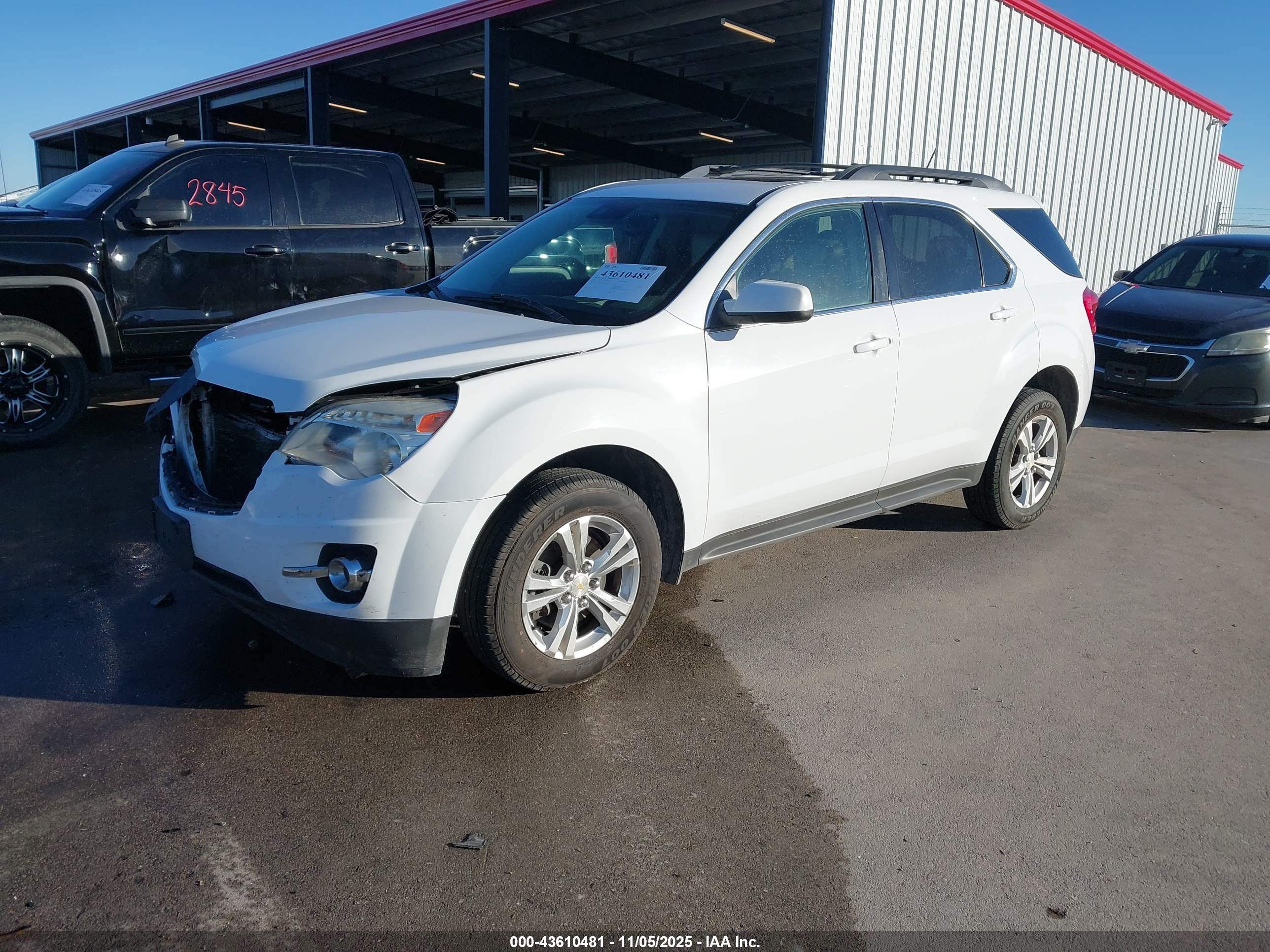 CHEVROLET EQUINOX image 2