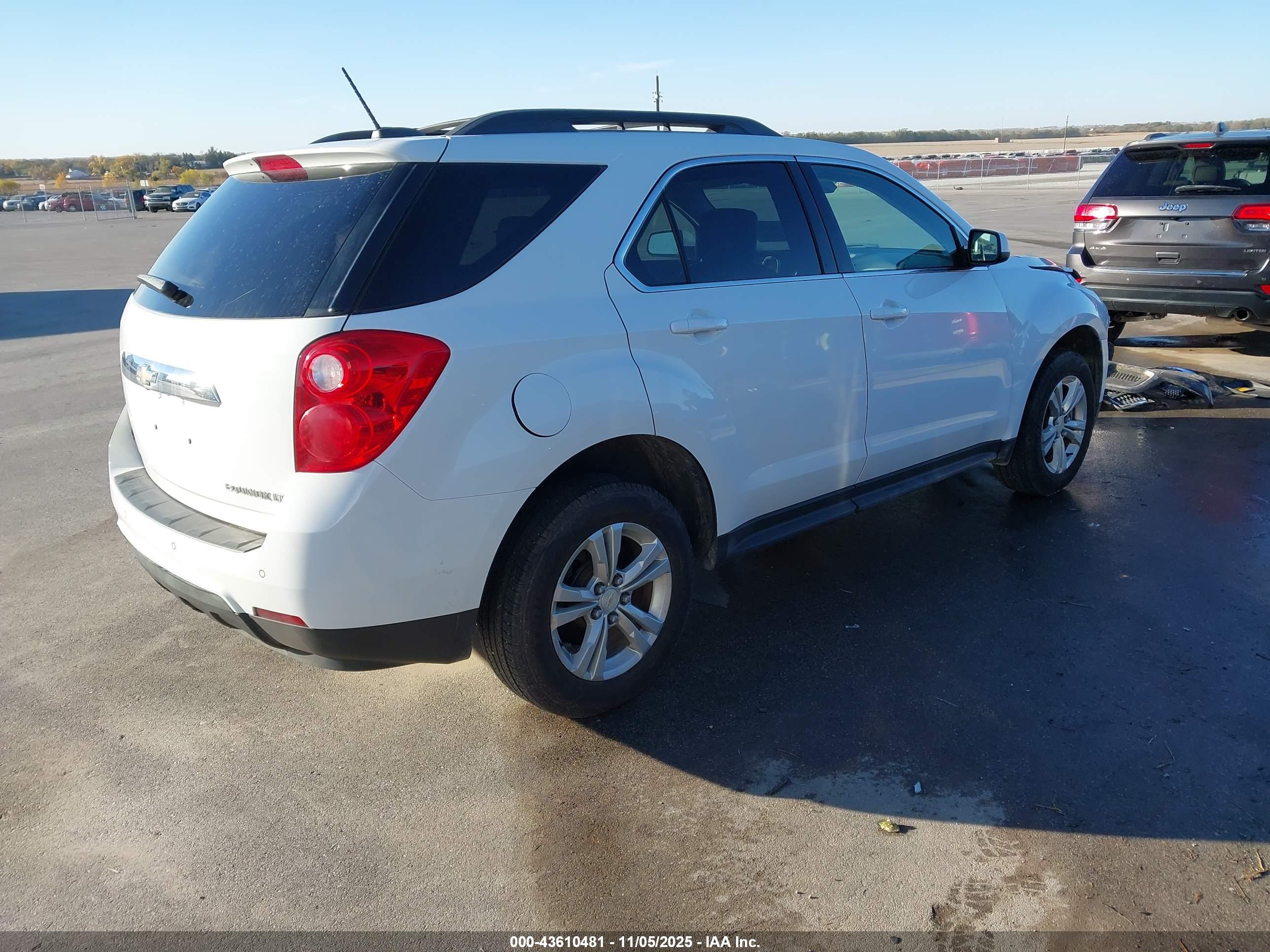 CHEVROLET EQUINOX image 4