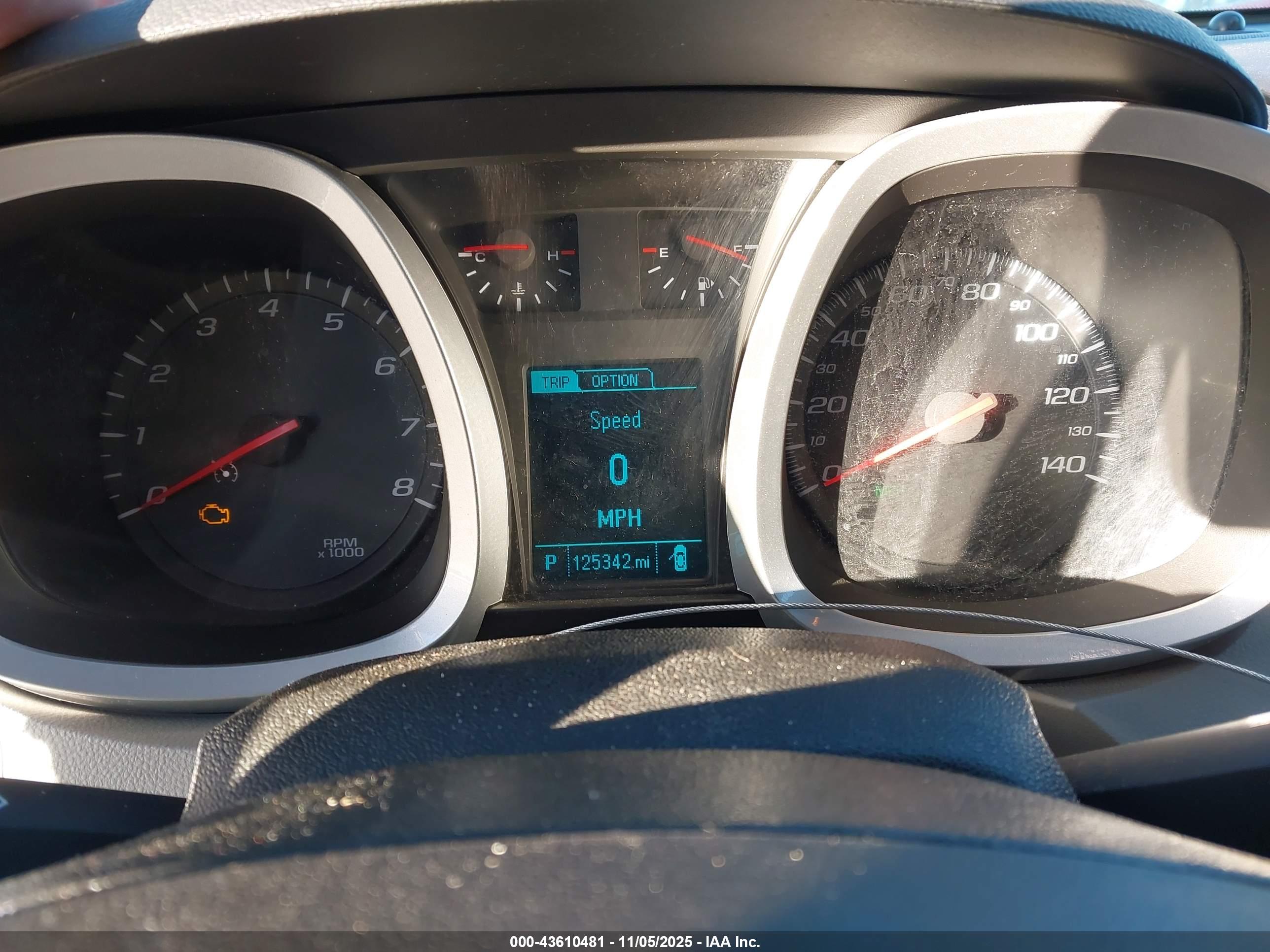 CHEVROLET EQUINOX image 7