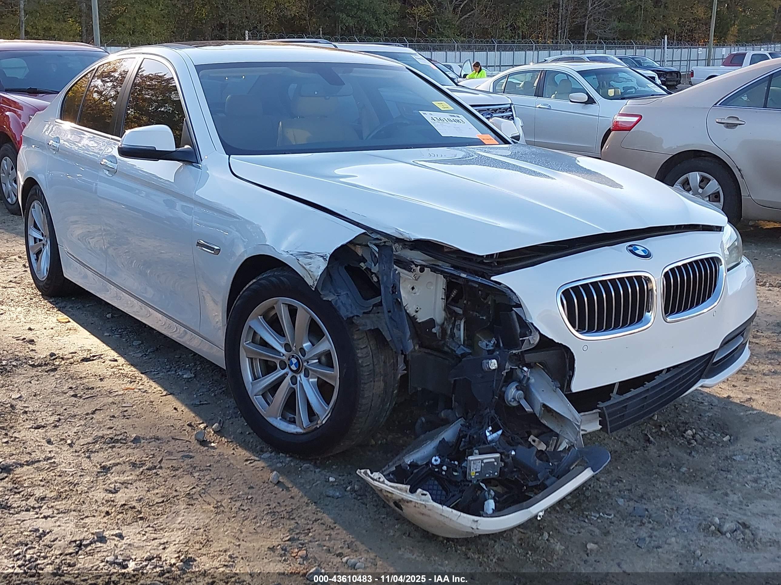 BMW 528I image 6