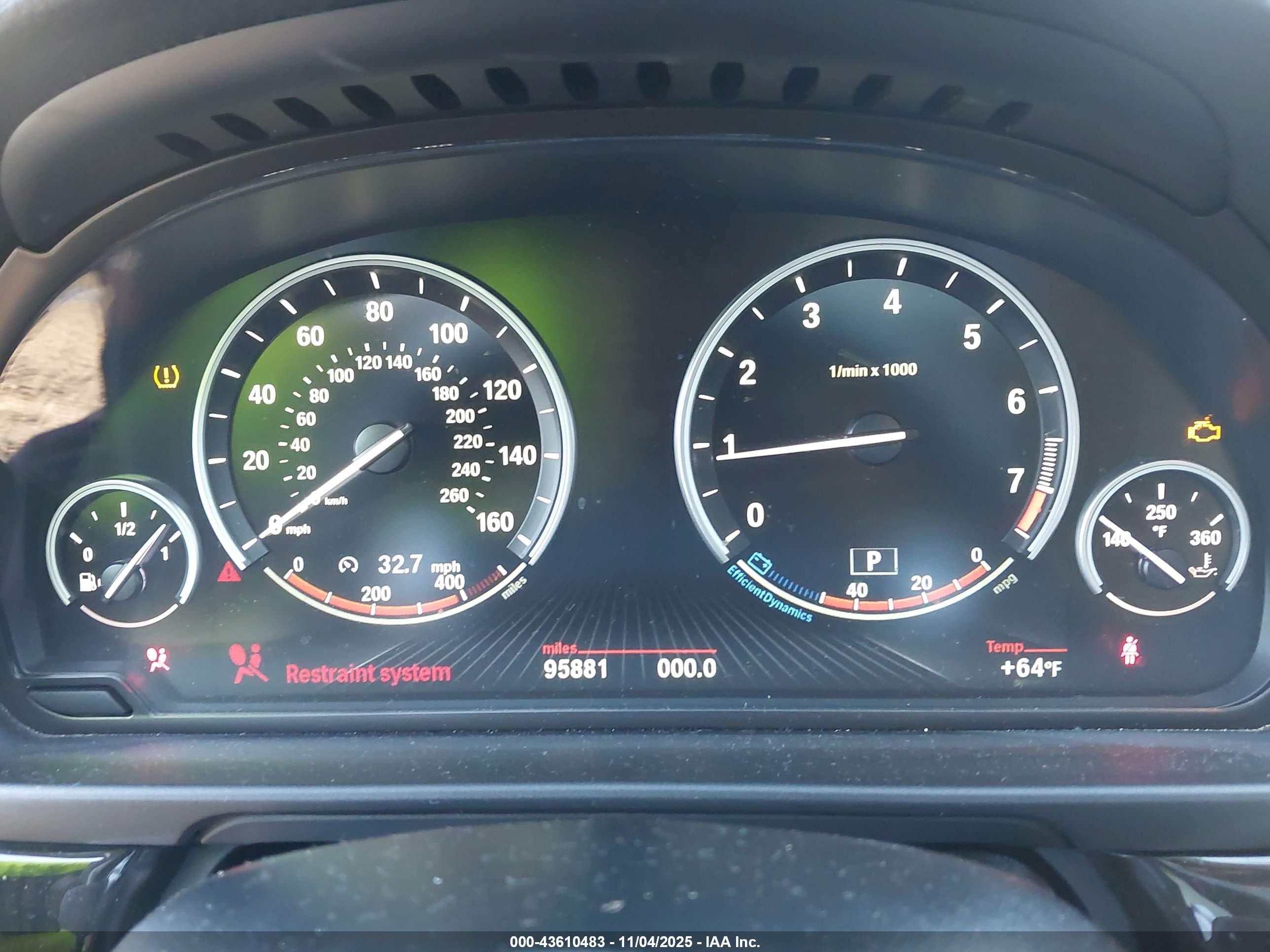 BMW 528I image 7