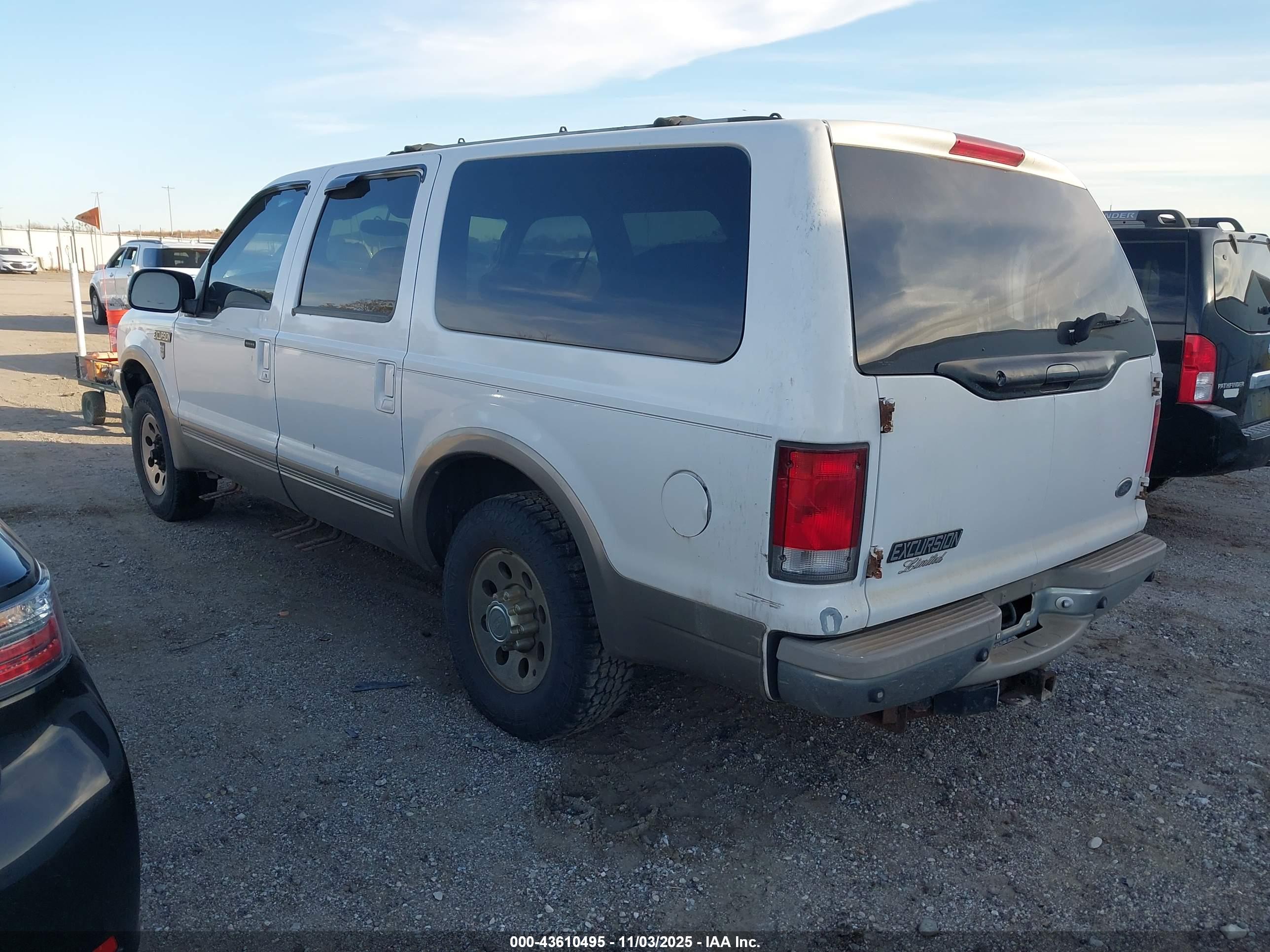 FORD EXCURSION image 3