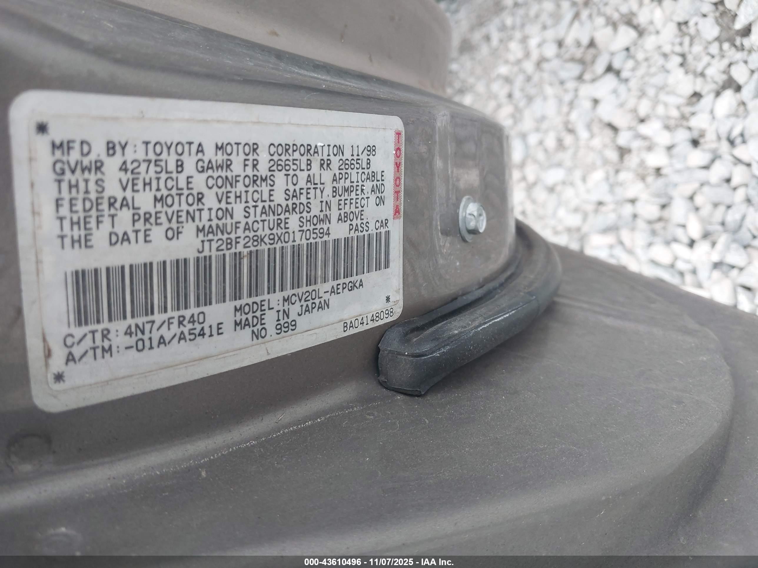 TOYOTA CAMRY image 9