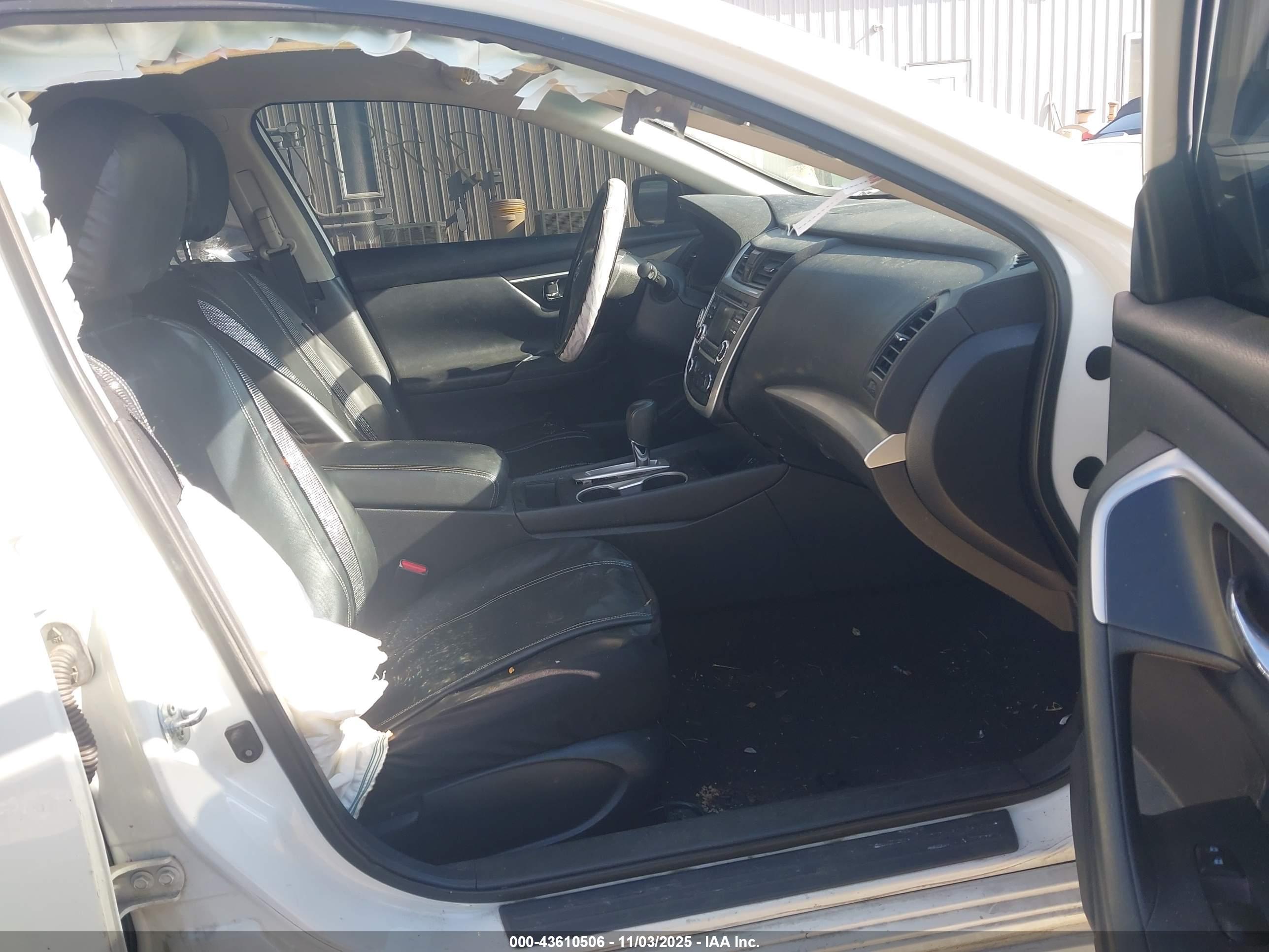 NISSAN ALTIMA image 5