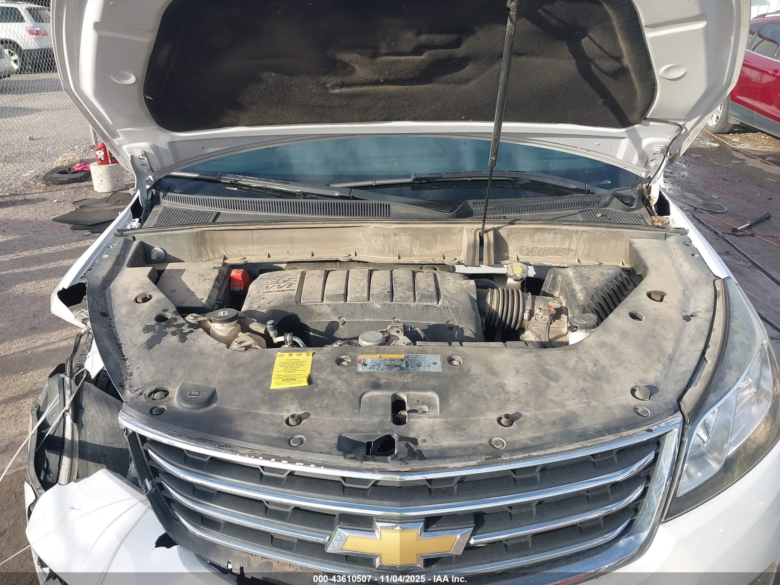 CHEVROLET TRAVERSE image 10
