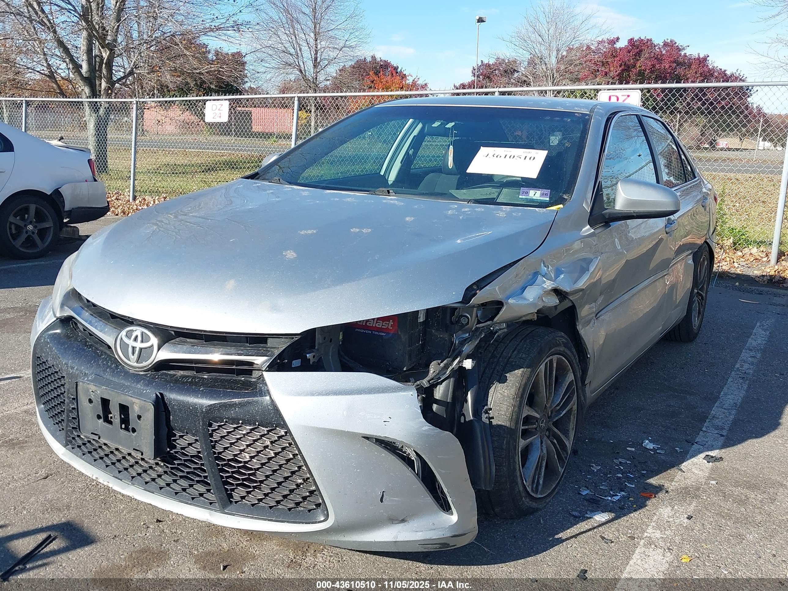 TOYOTA CAMRY image 6