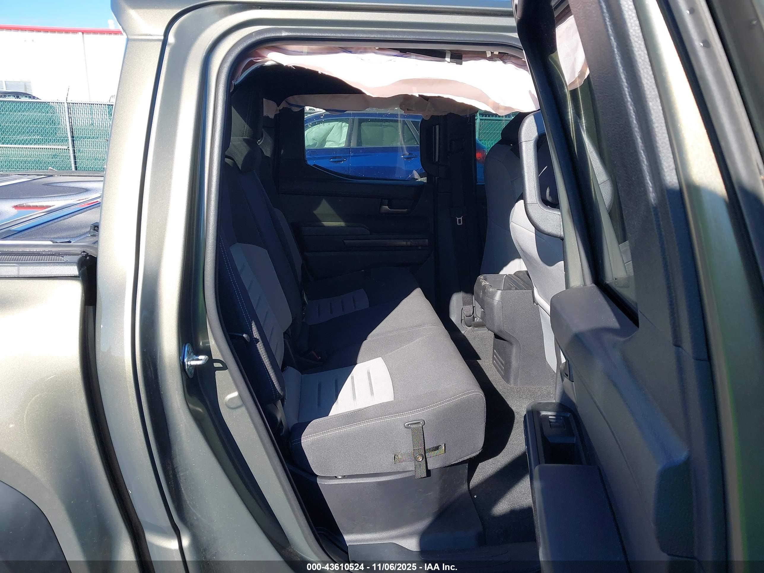 TOYOTA TACOMA image 8