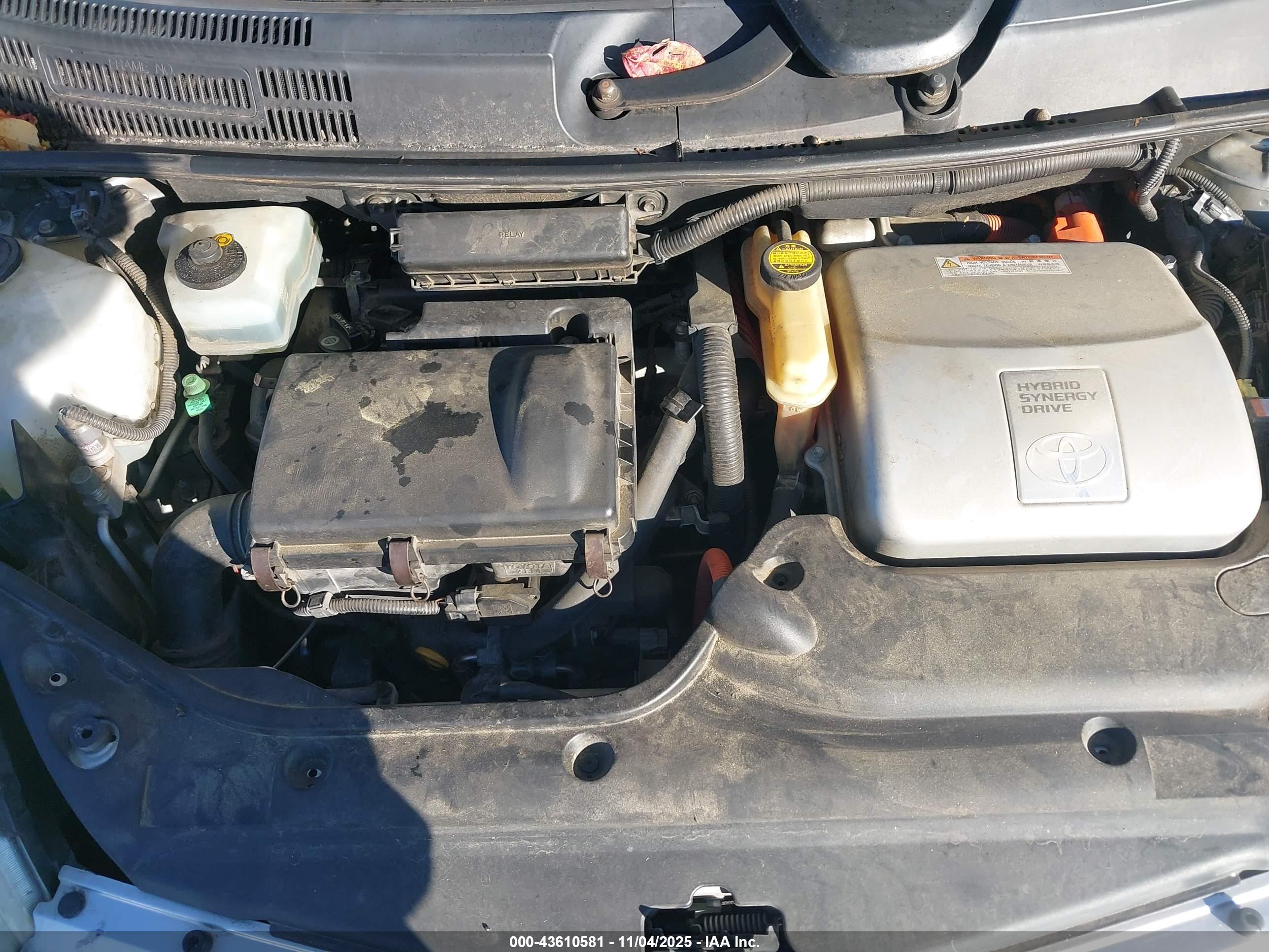 TOYOTA PRIUS image 10