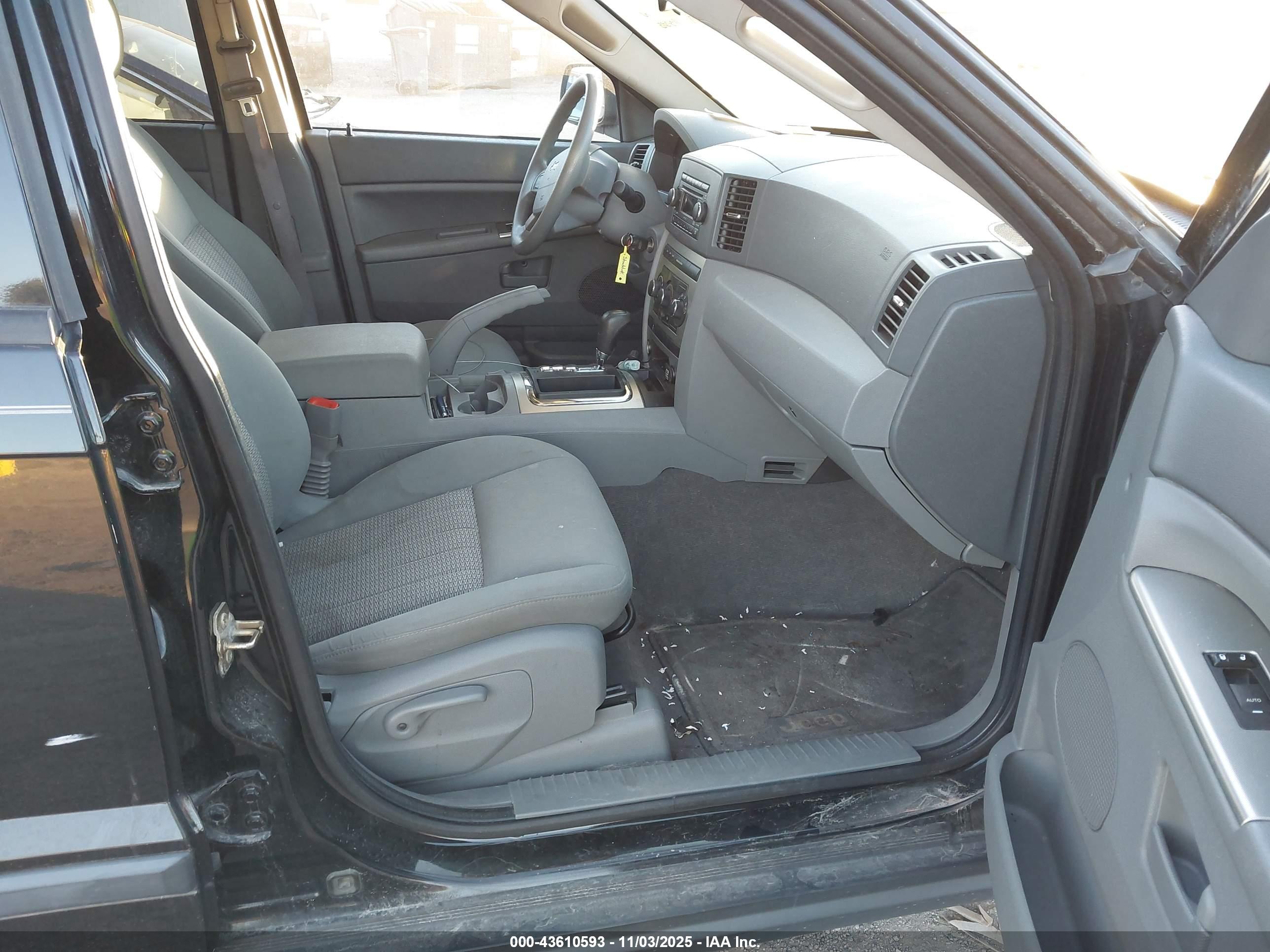 JEEP GRAND image 5