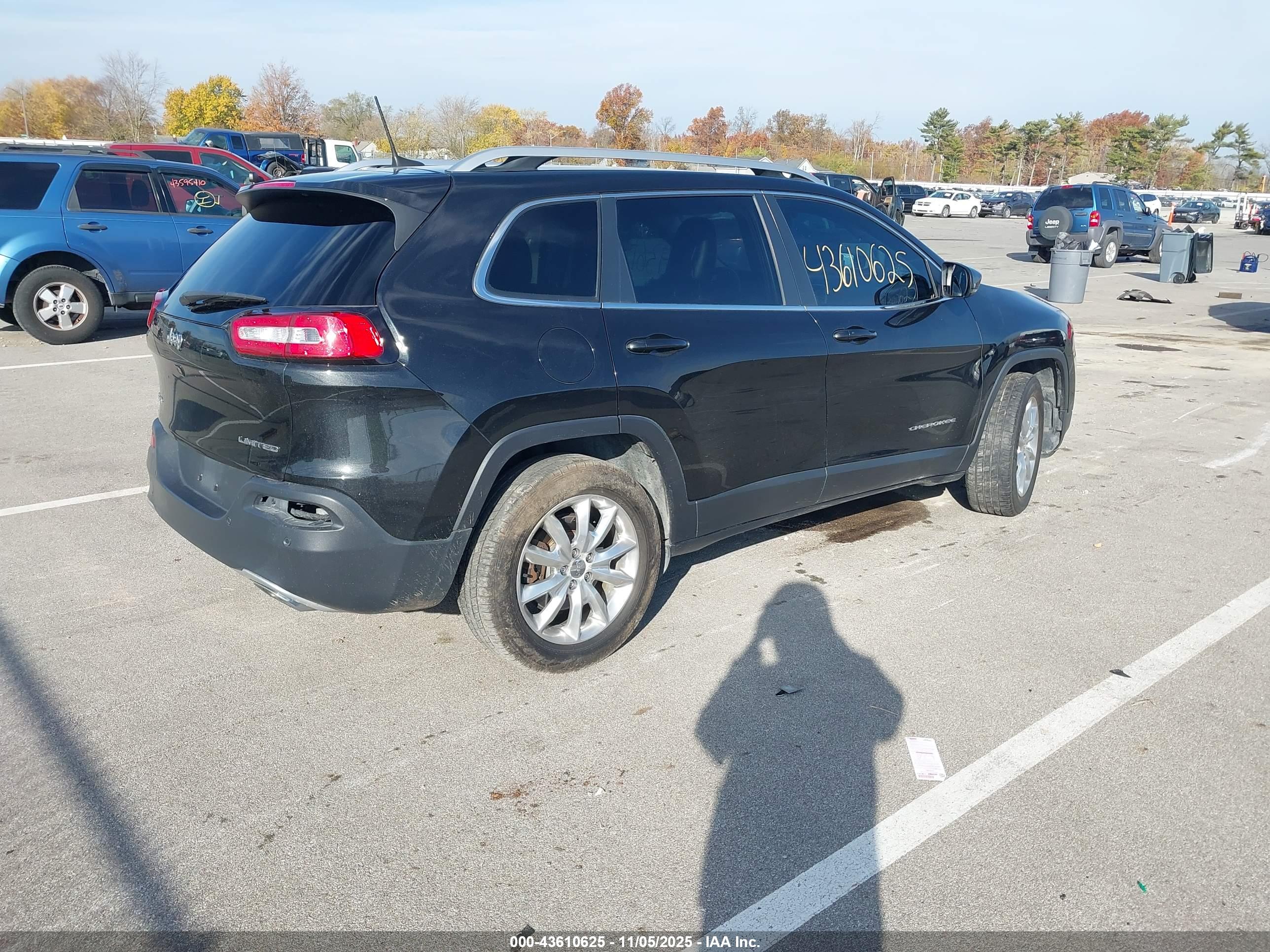 JEEP CHEROKEE image 4