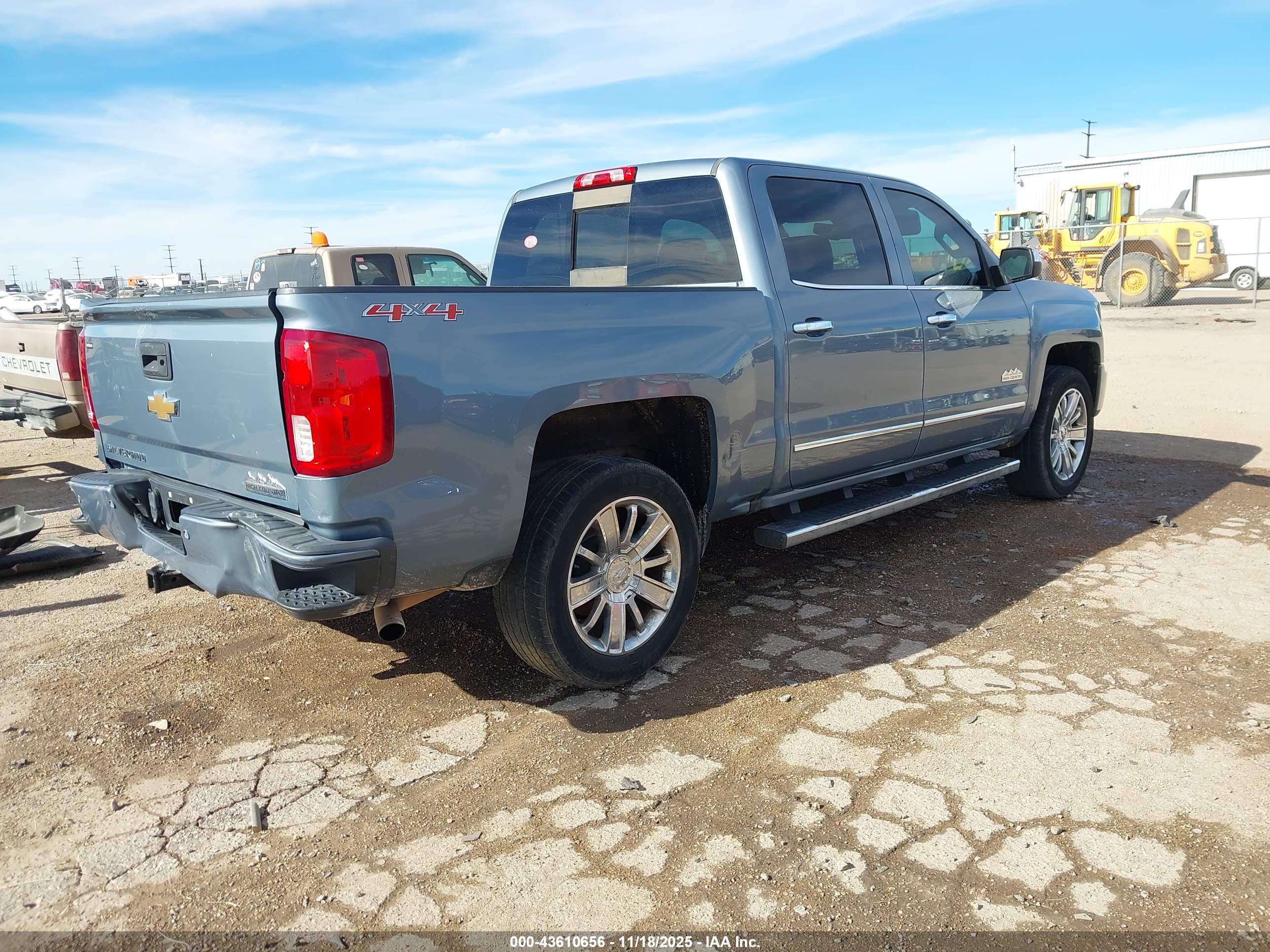 CHEVROLET SILVERADO image 4