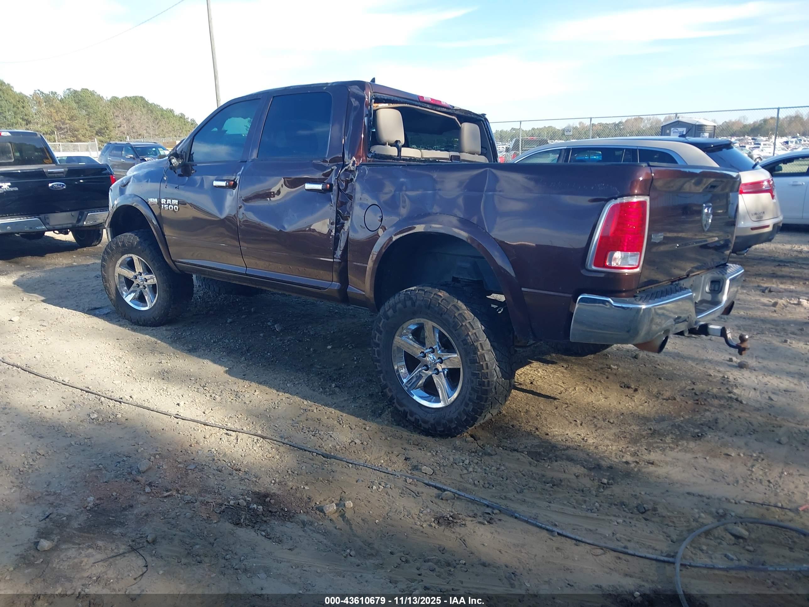 RAM 1500 image 3