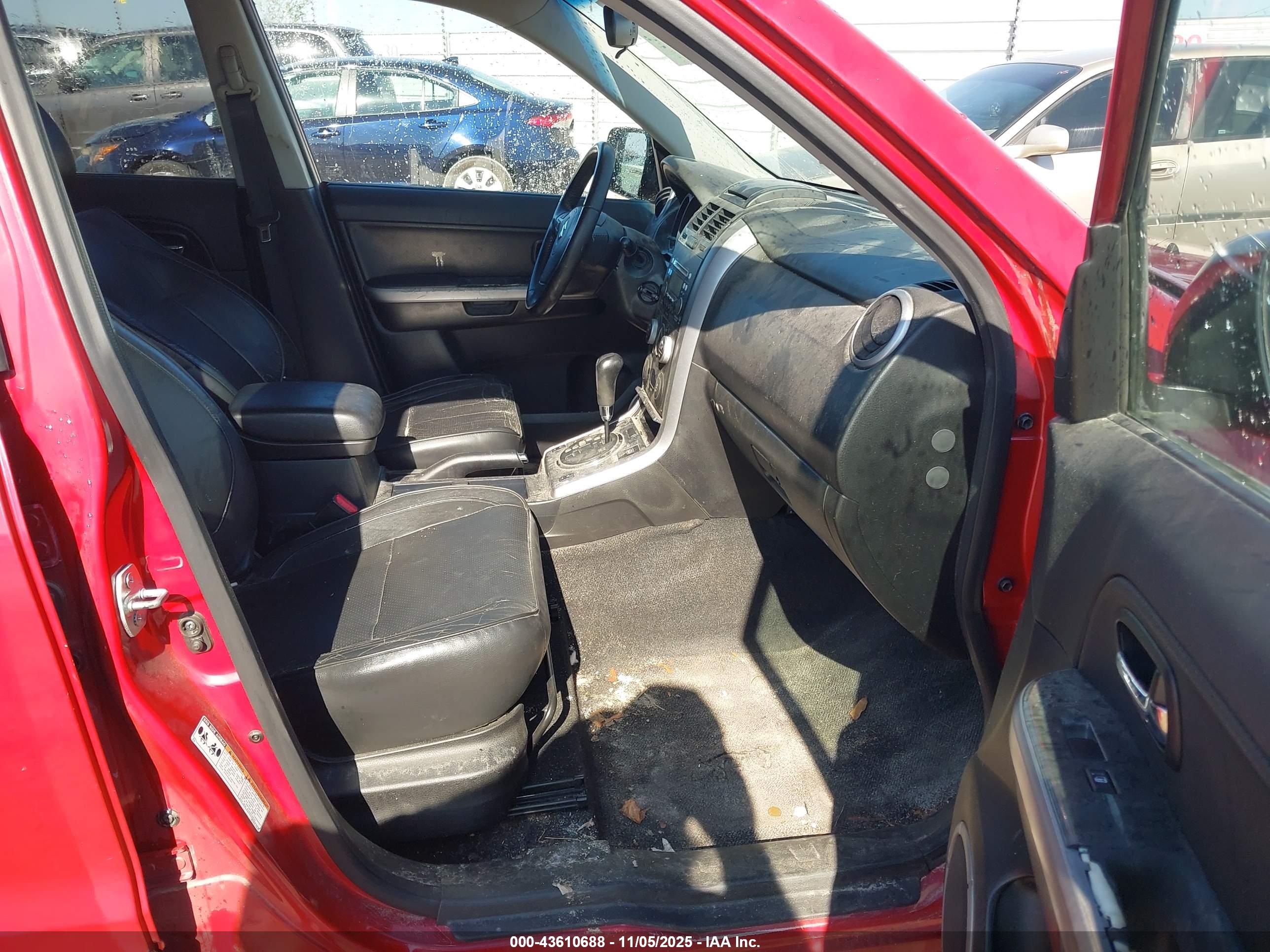 SUZUKI GRAND image 5