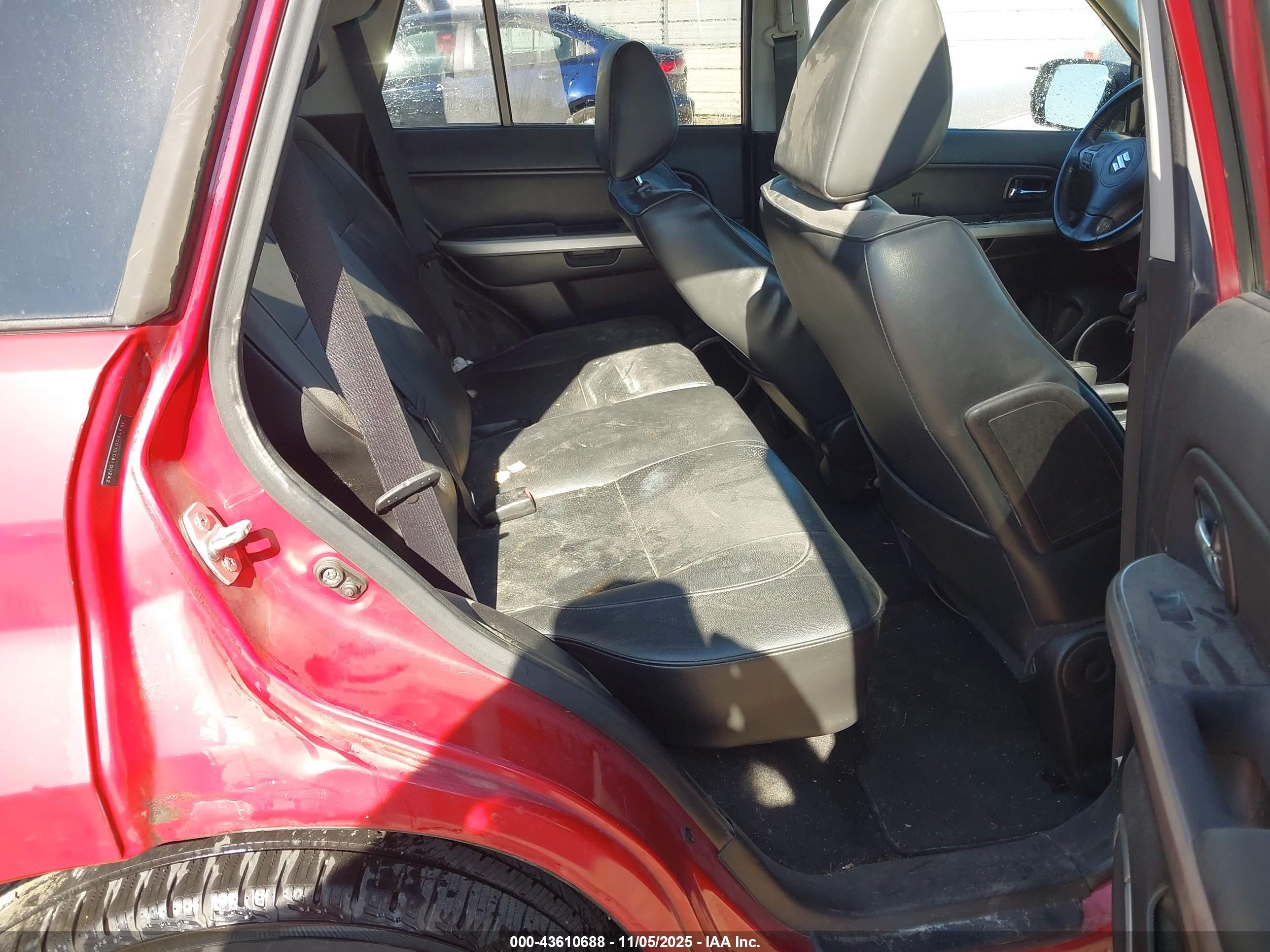SUZUKI GRAND image 8