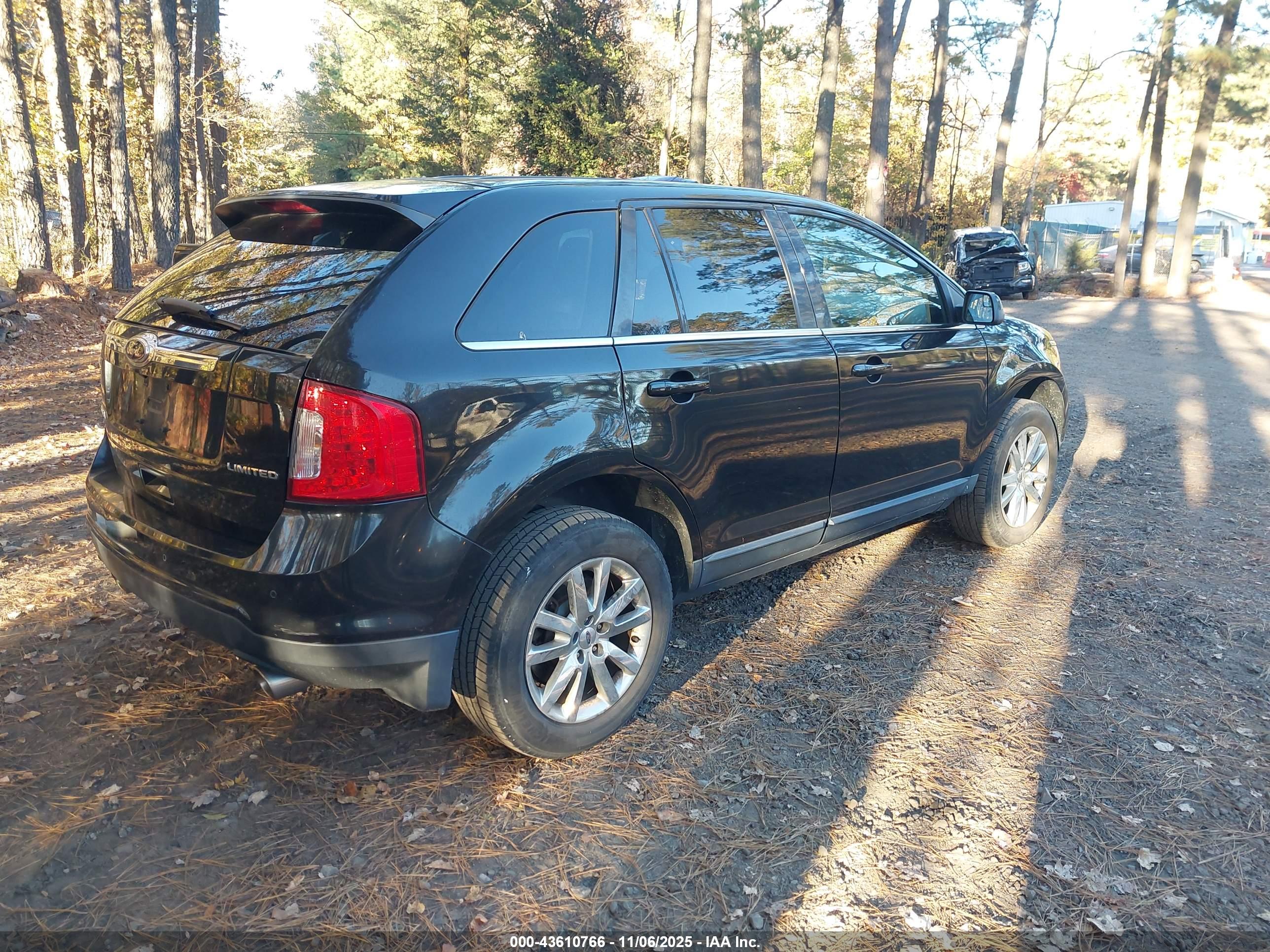 FORD EDGE image 4