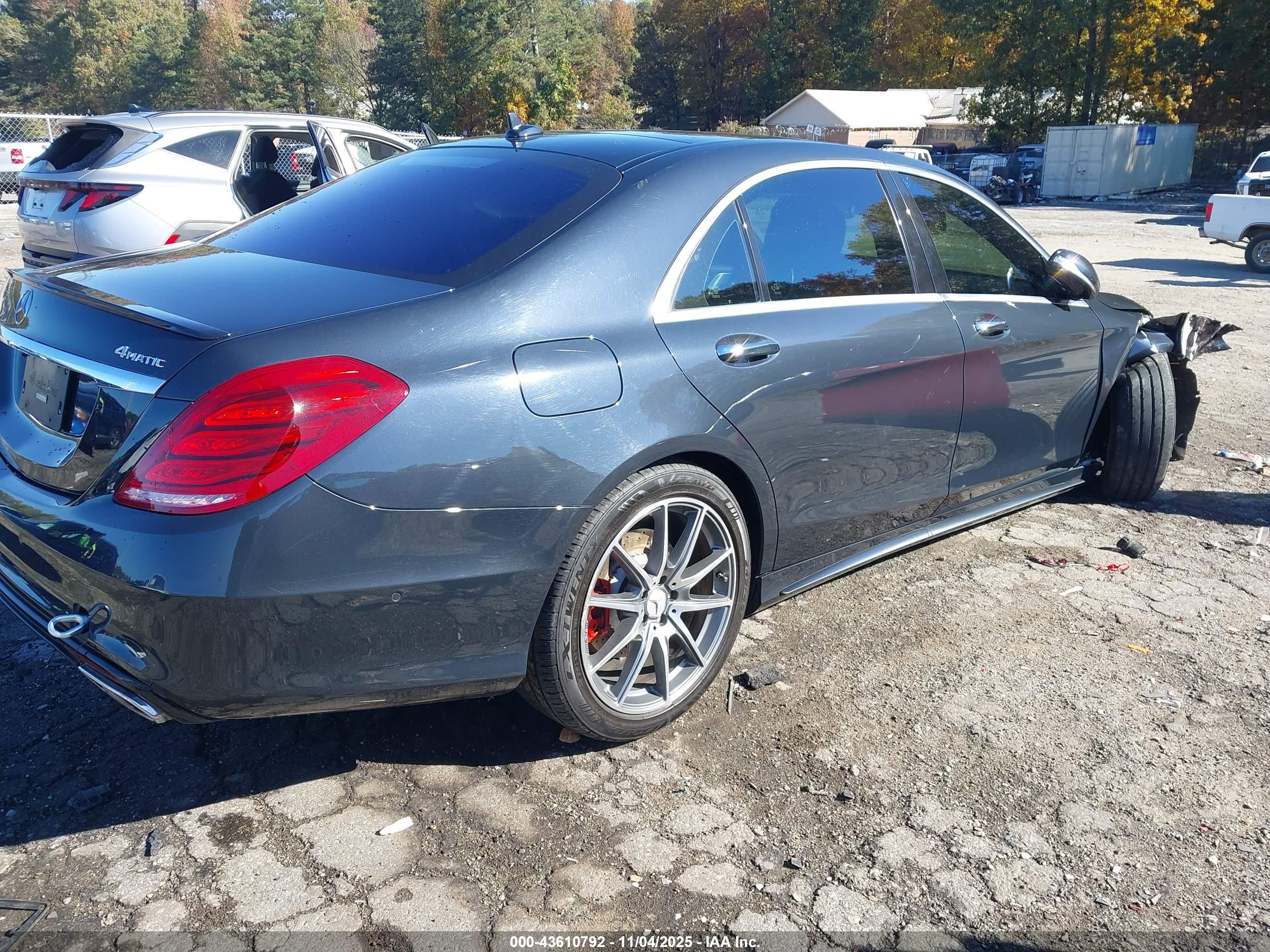 MERCEDES-BENZ S image 4