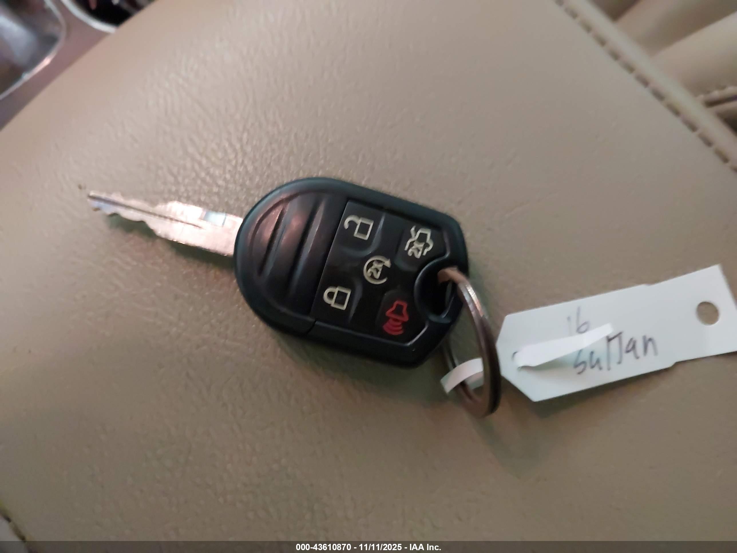 FORD FLEX image 11