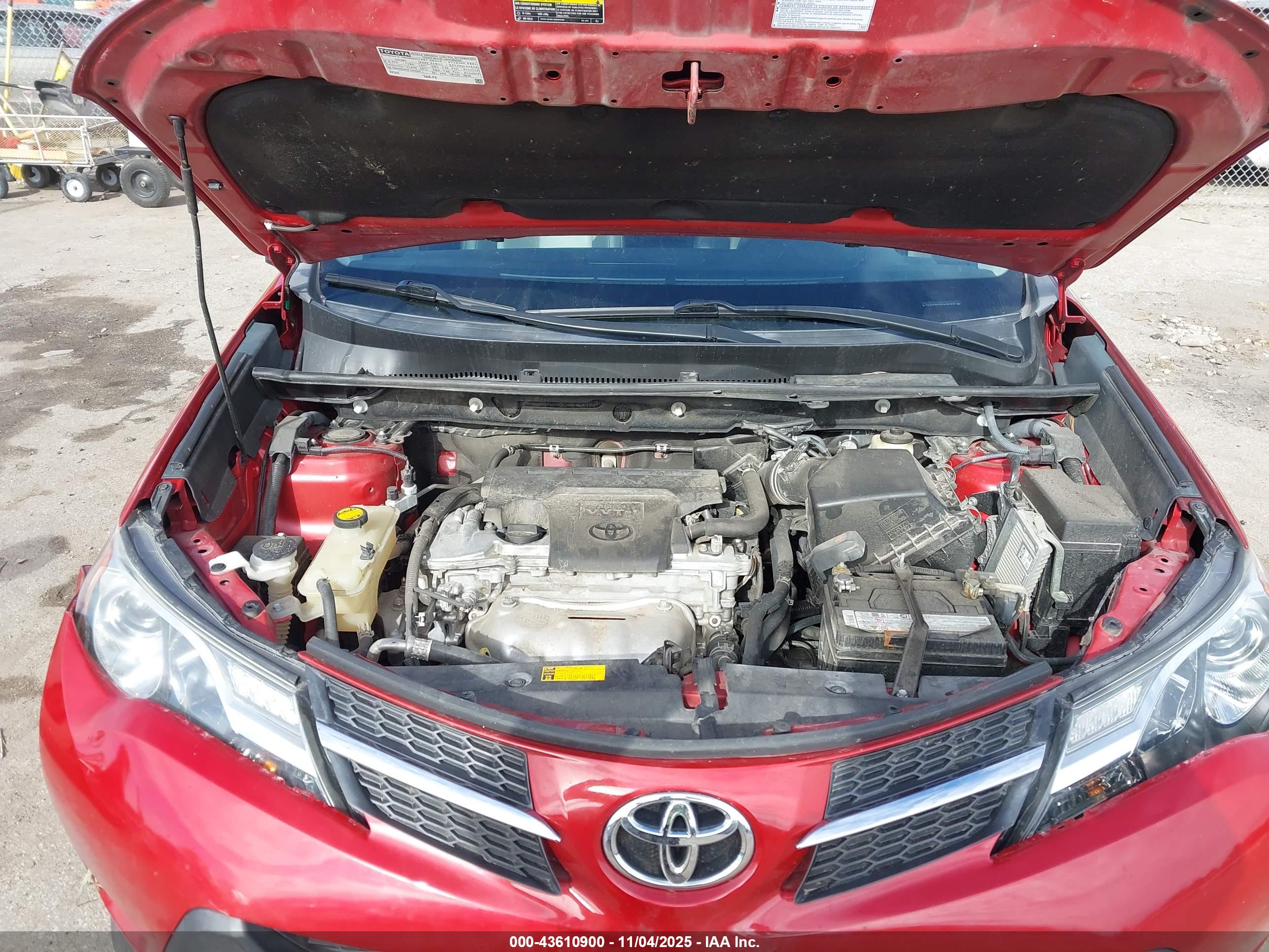 TOYOTA RAV4 image 10
