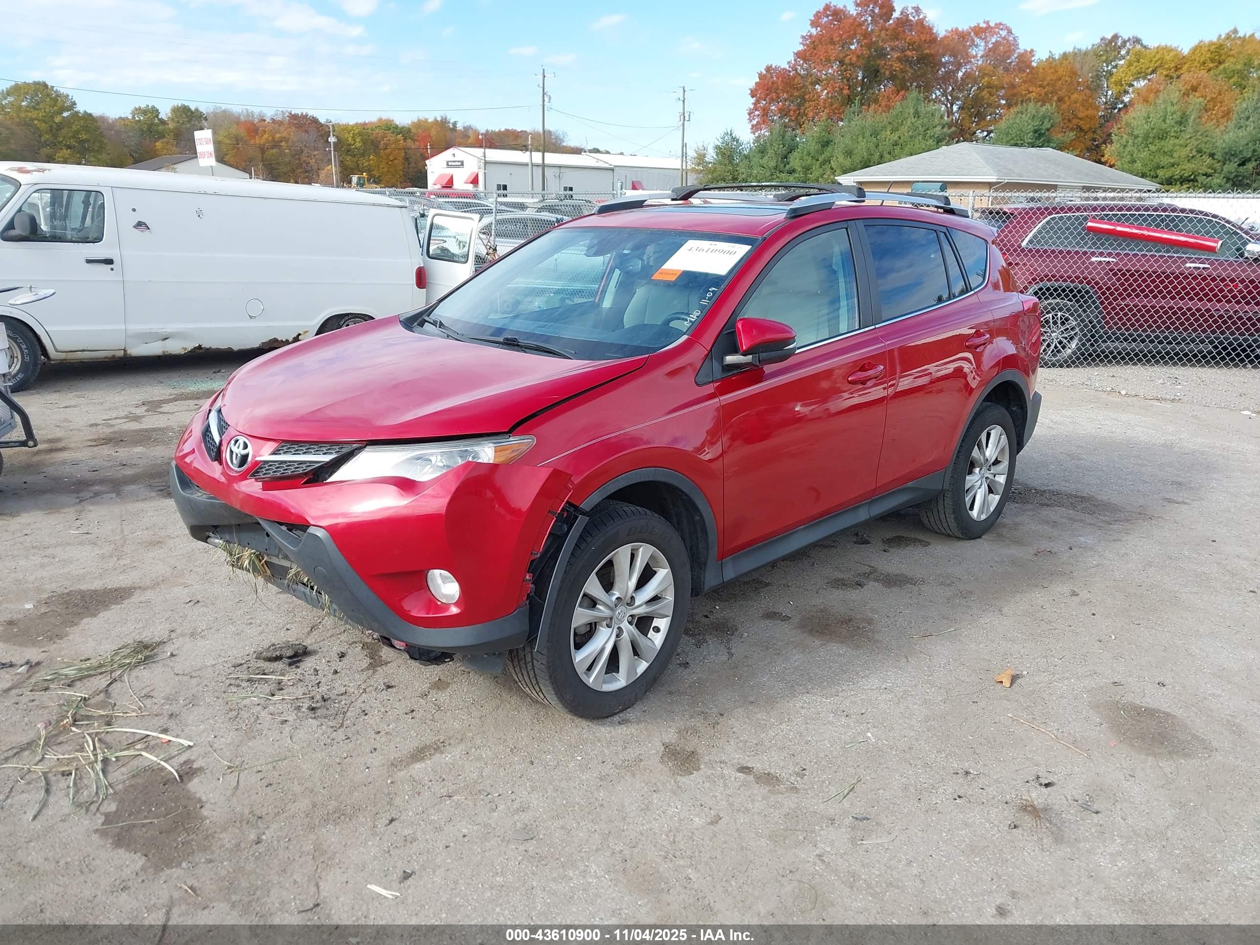 TOYOTA RAV4 image 2
