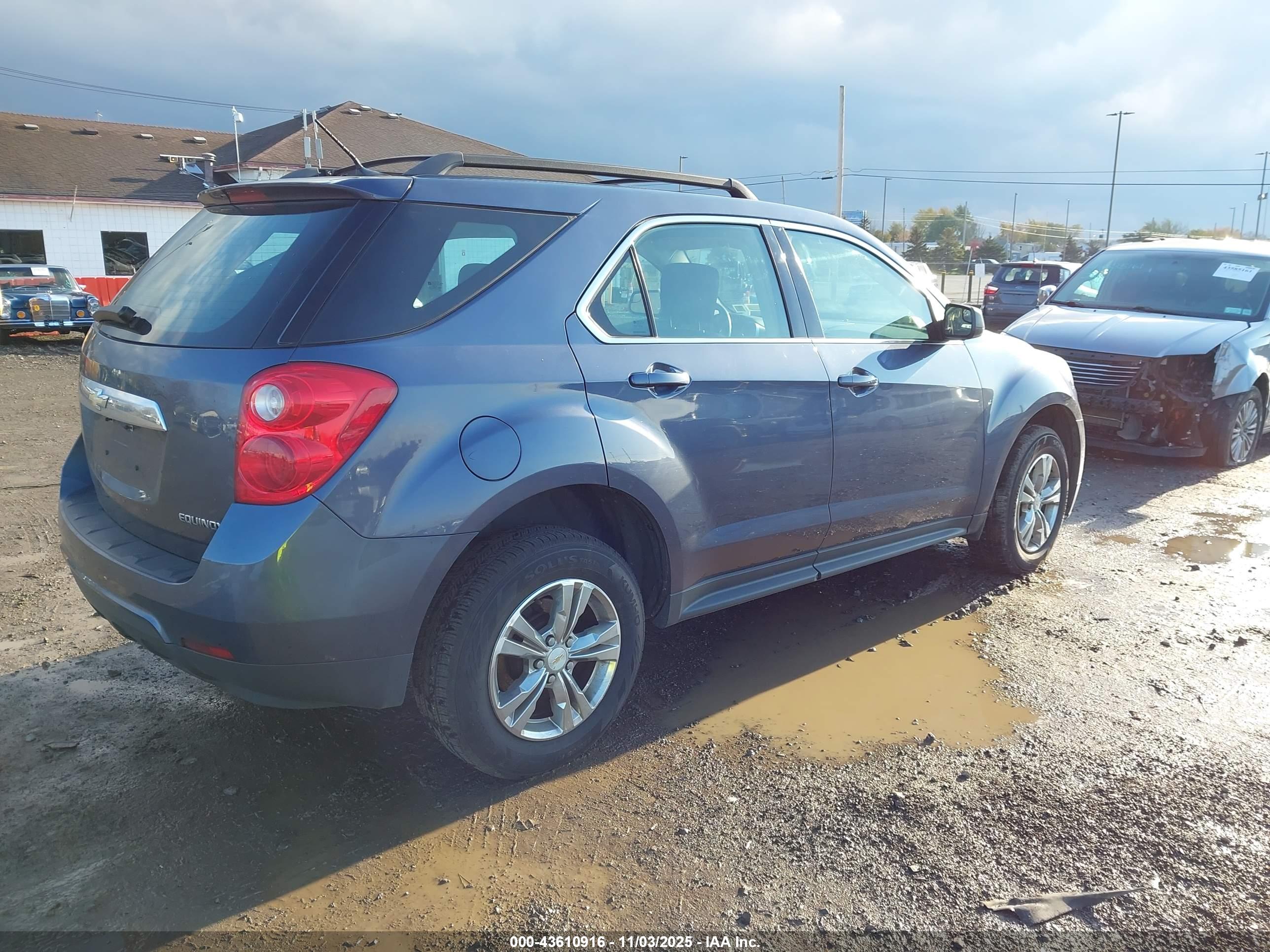 CHEVROLET EQUINOX image 4