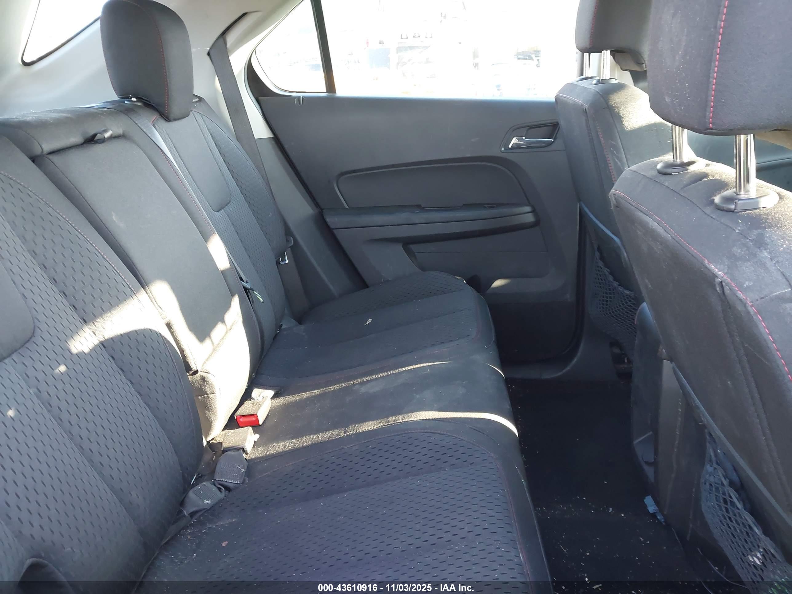 CHEVROLET EQUINOX image 8