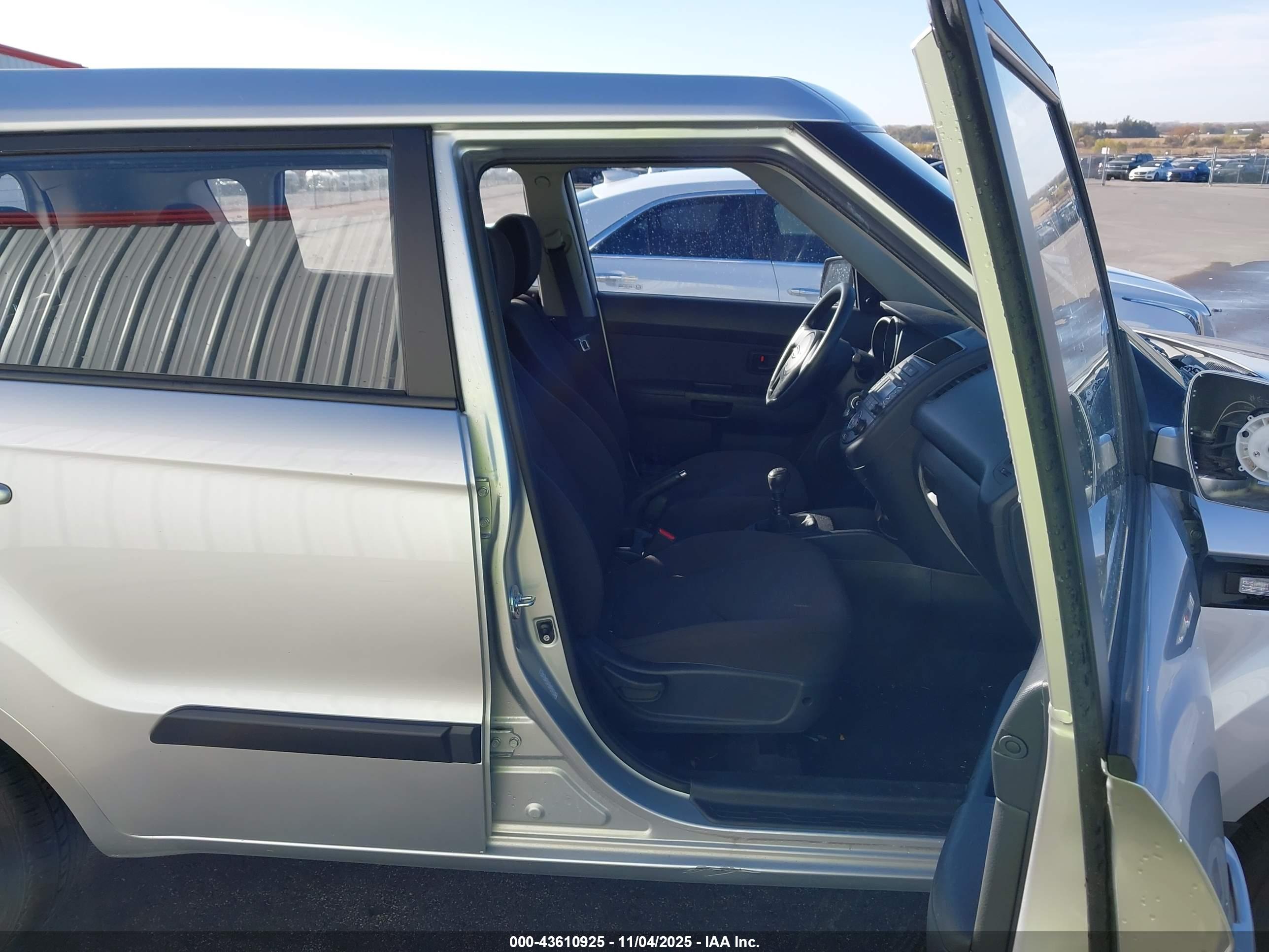 KIA SOUL image 5