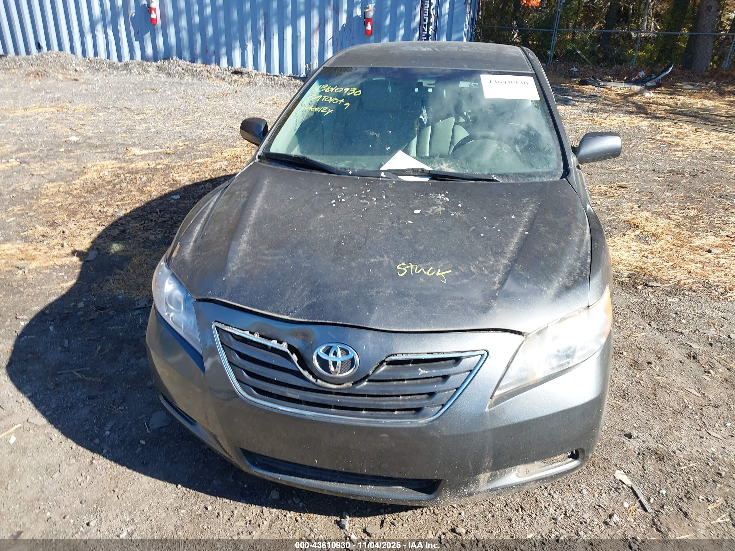 TOYOTA CAMRY image 6
