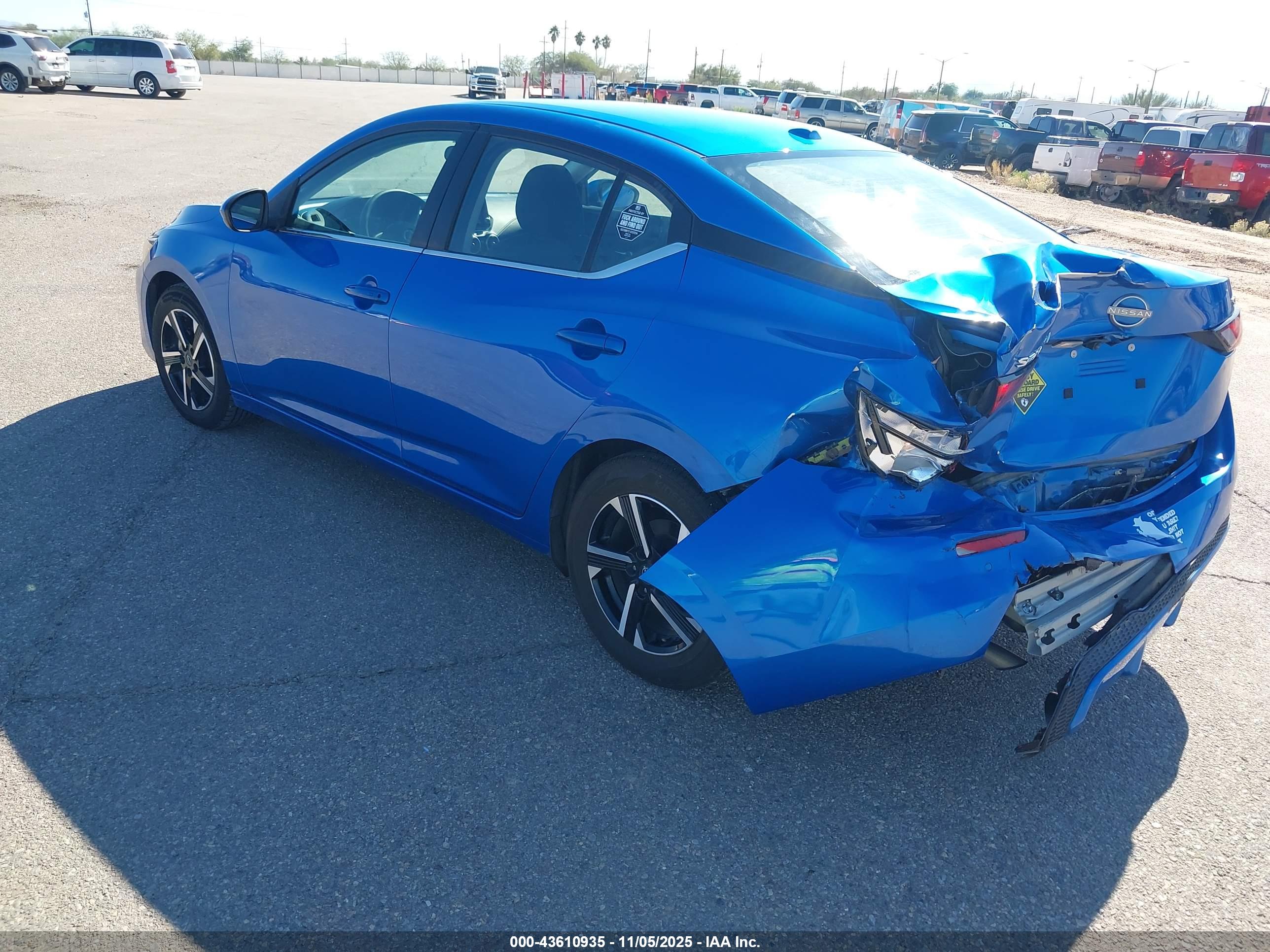 NISSAN SENTRA image 3