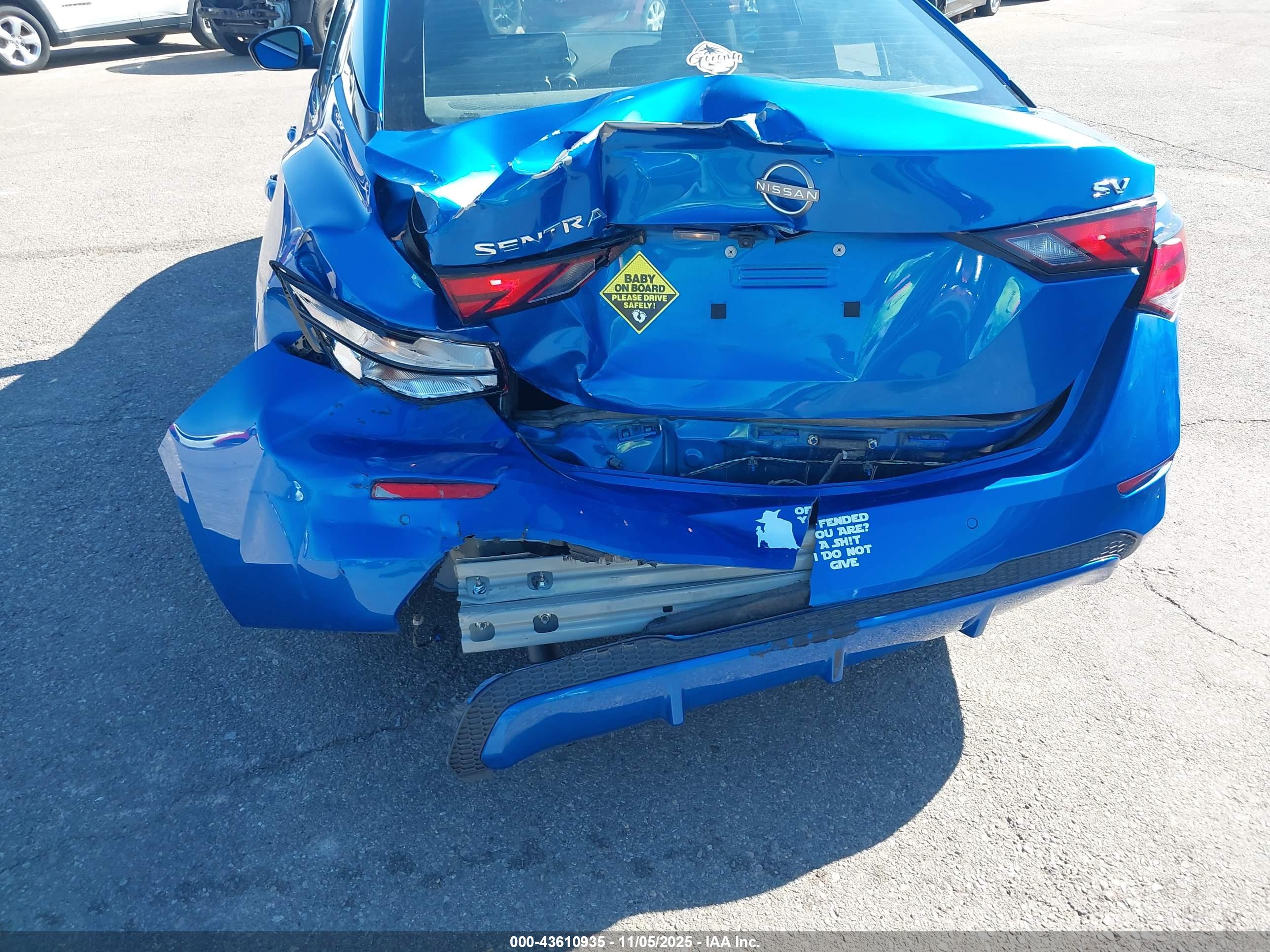 NISSAN SENTRA image 6