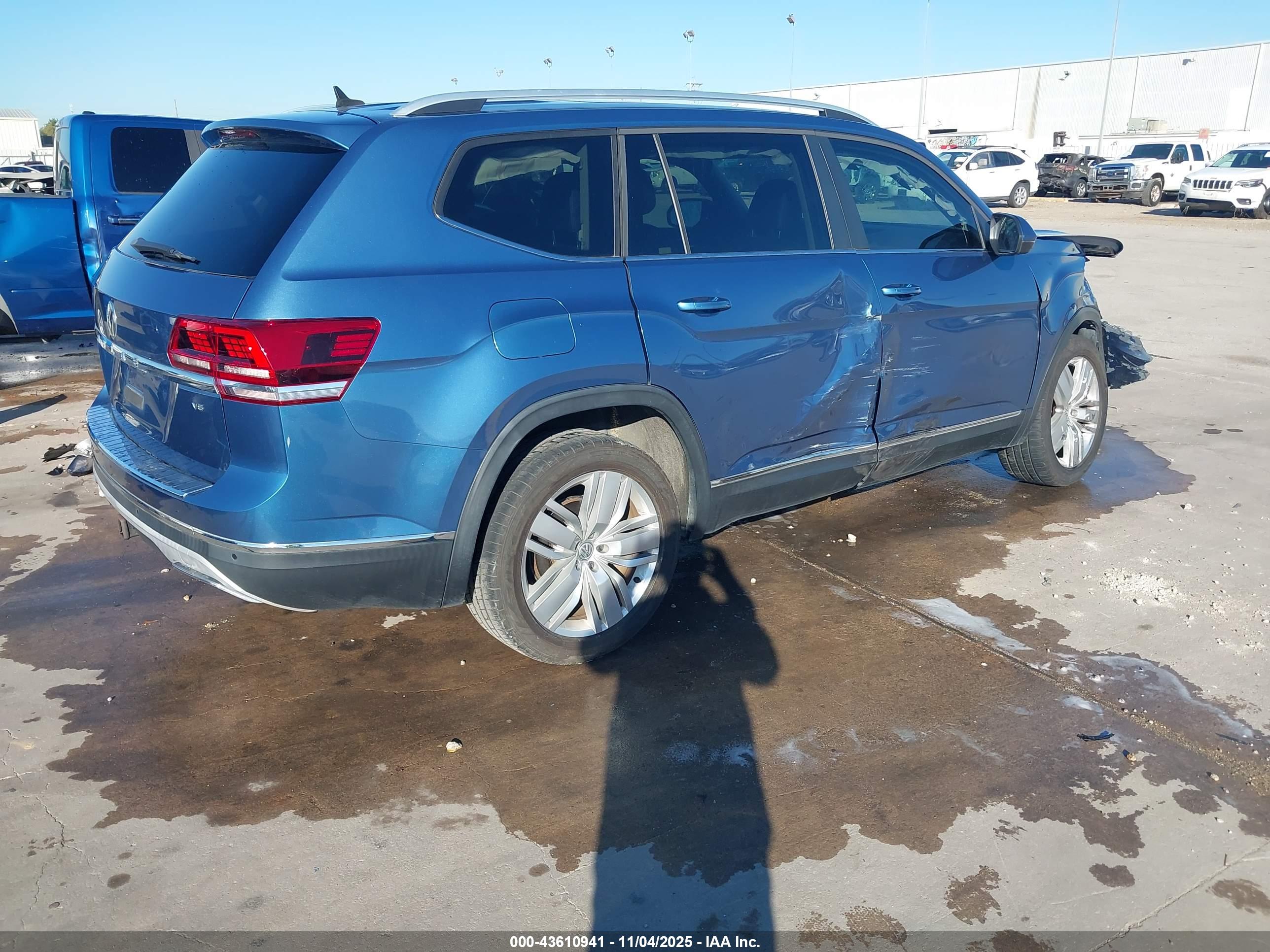 VOLKSWAGEN ATLAS image 4