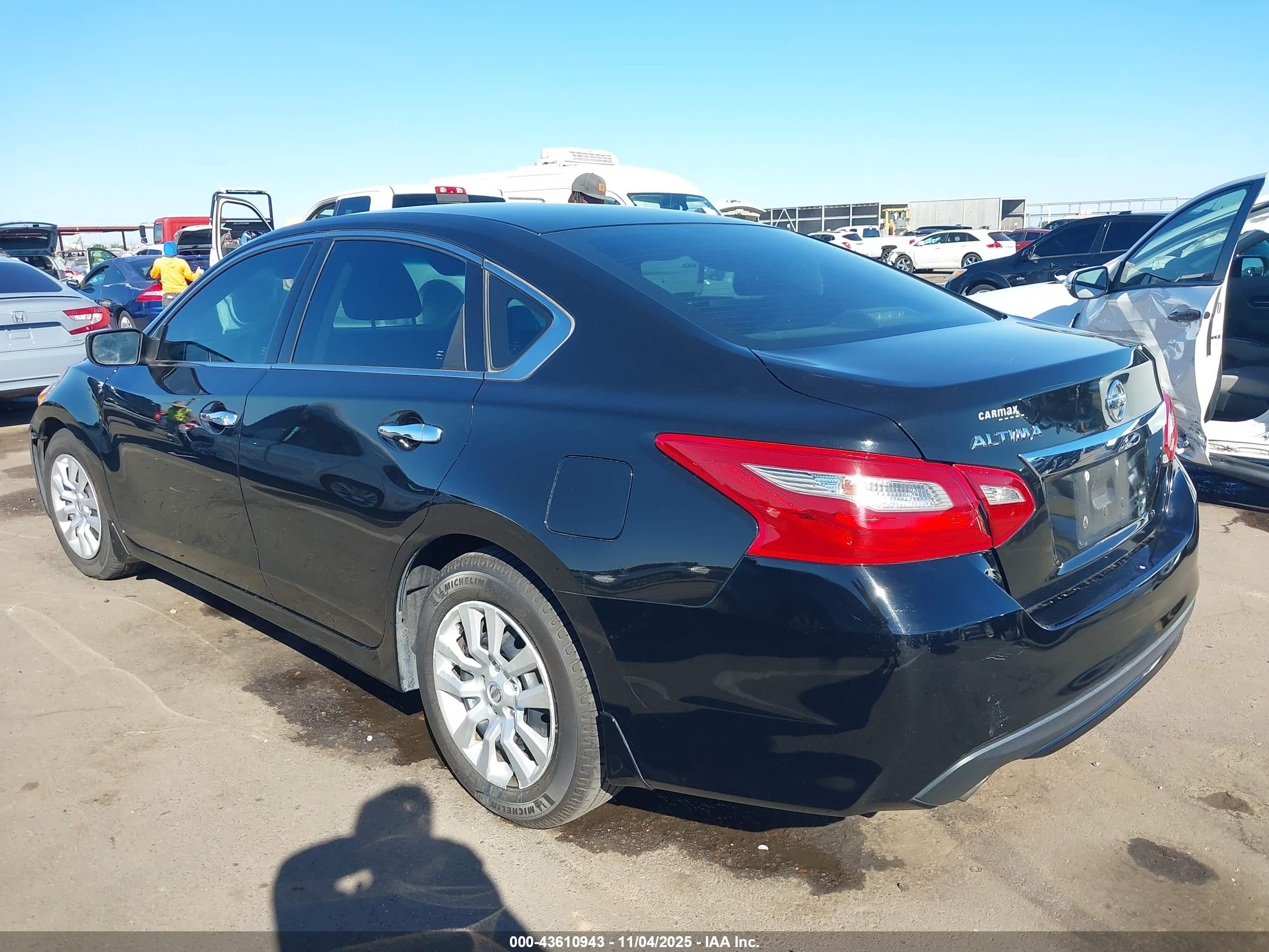 NISSAN ALTIMA image 3