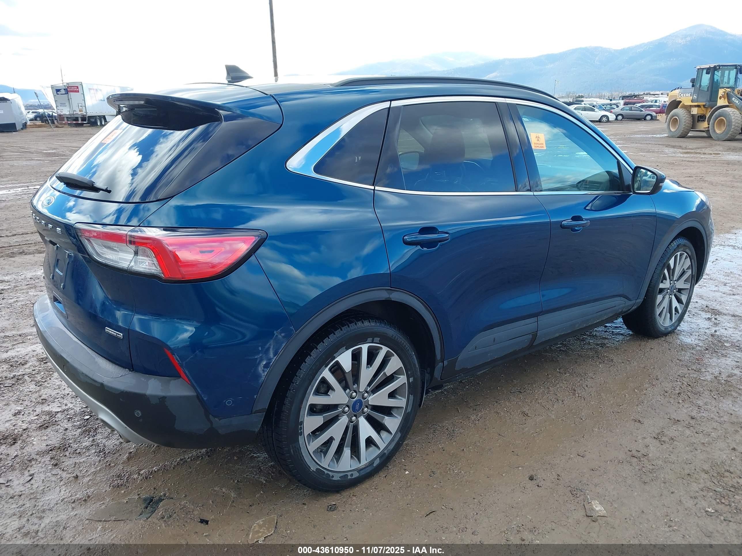 FORD ESCAPE image 4