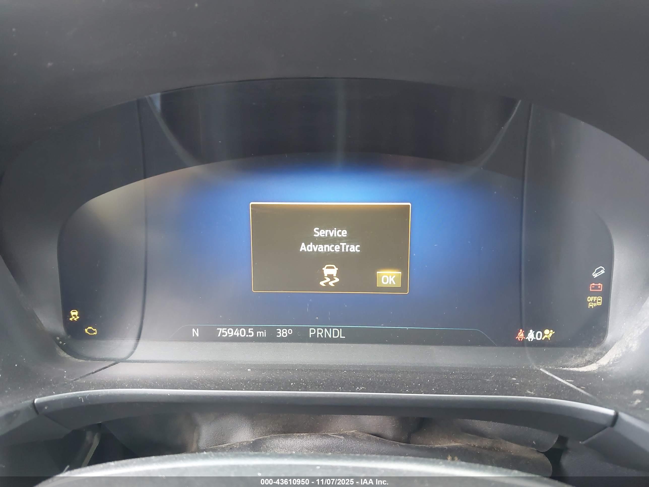 FORD ESCAPE image 7