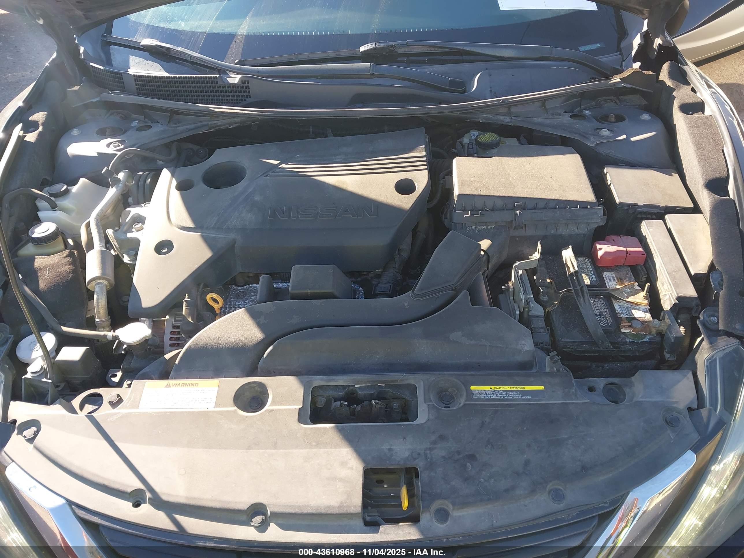 NISSAN ALTIMA image 10