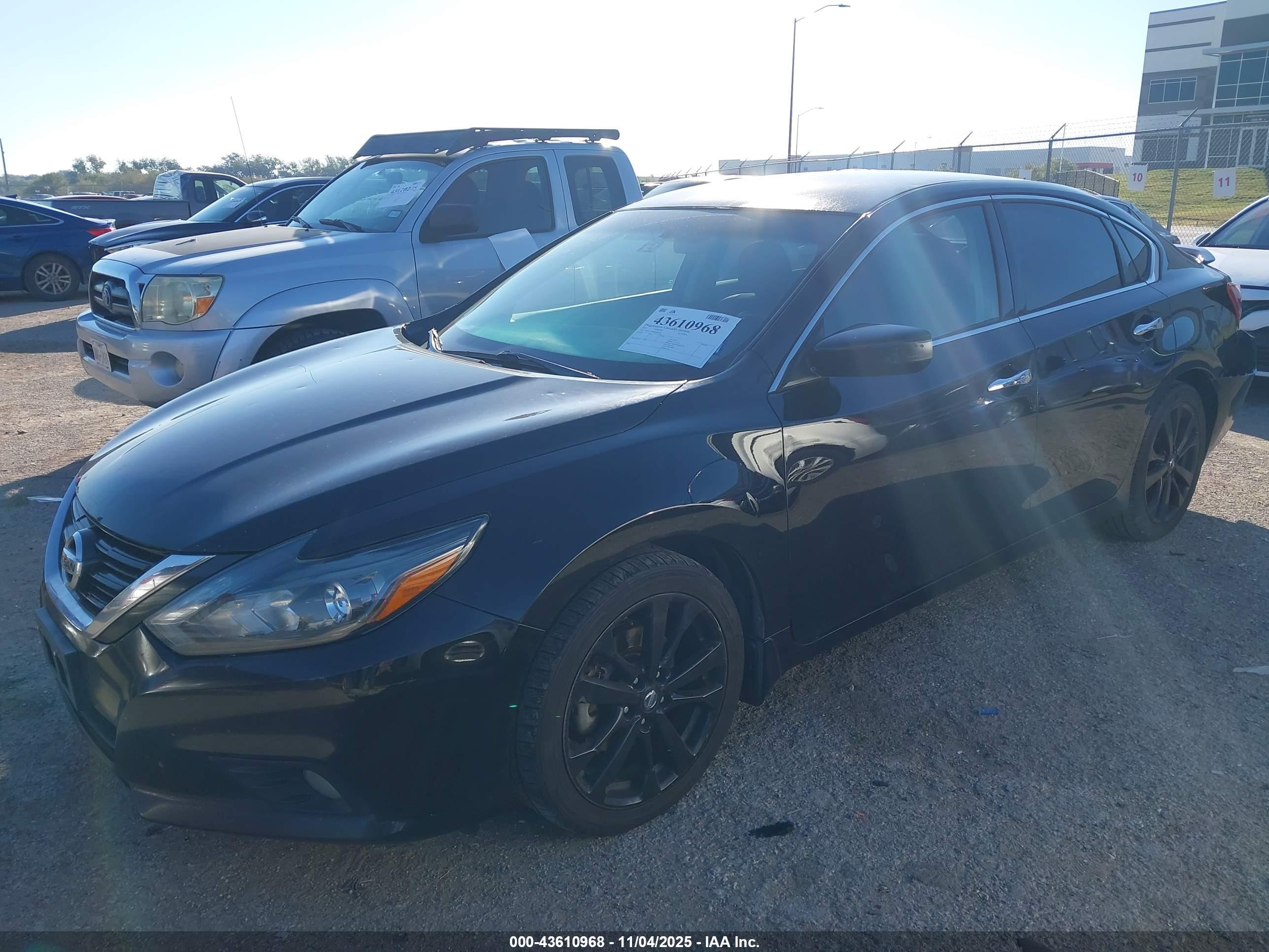 NISSAN ALTIMA image 2