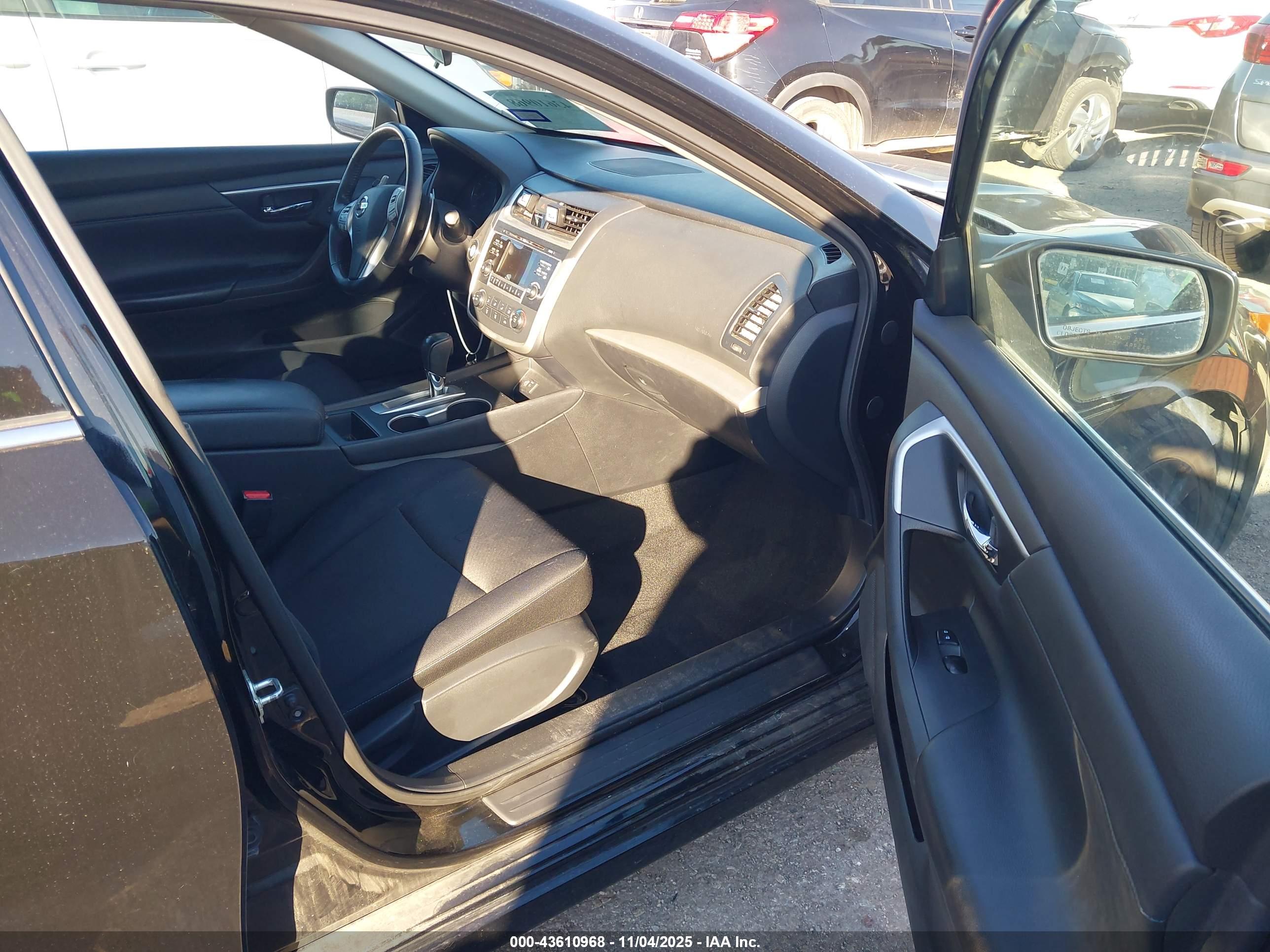 NISSAN ALTIMA image 5