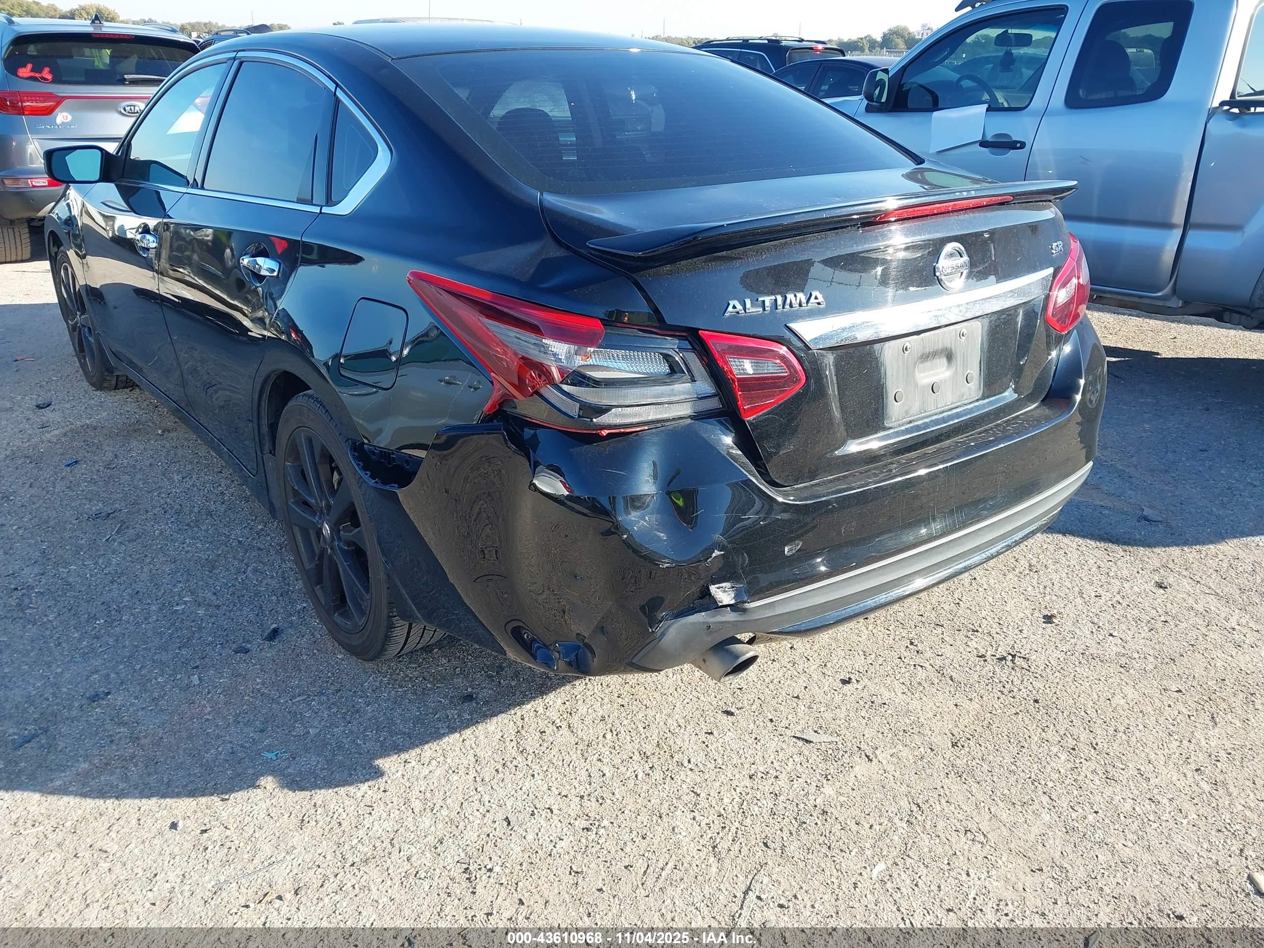 NISSAN ALTIMA image 6