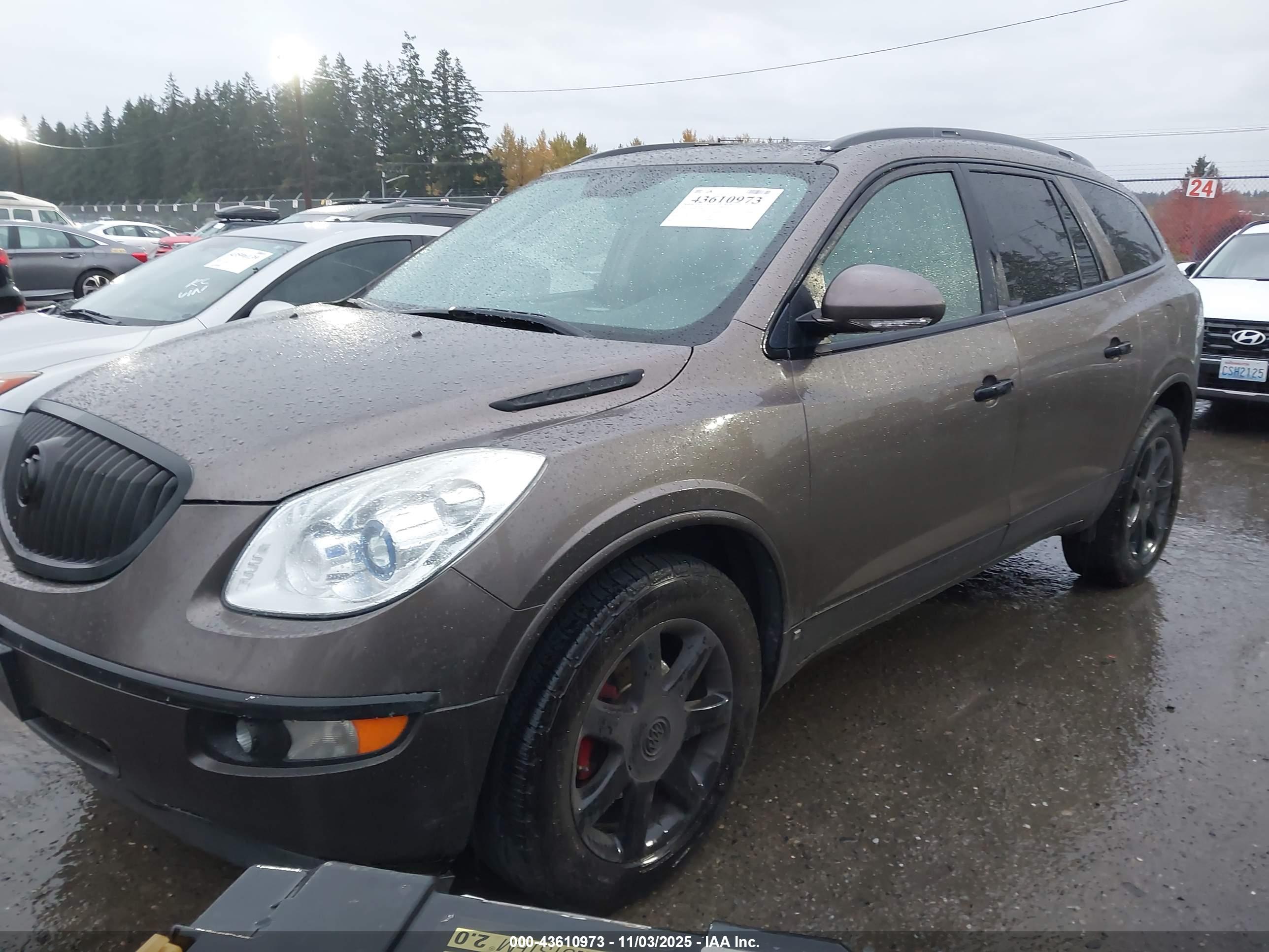 BUICK ENCLAVE image 2